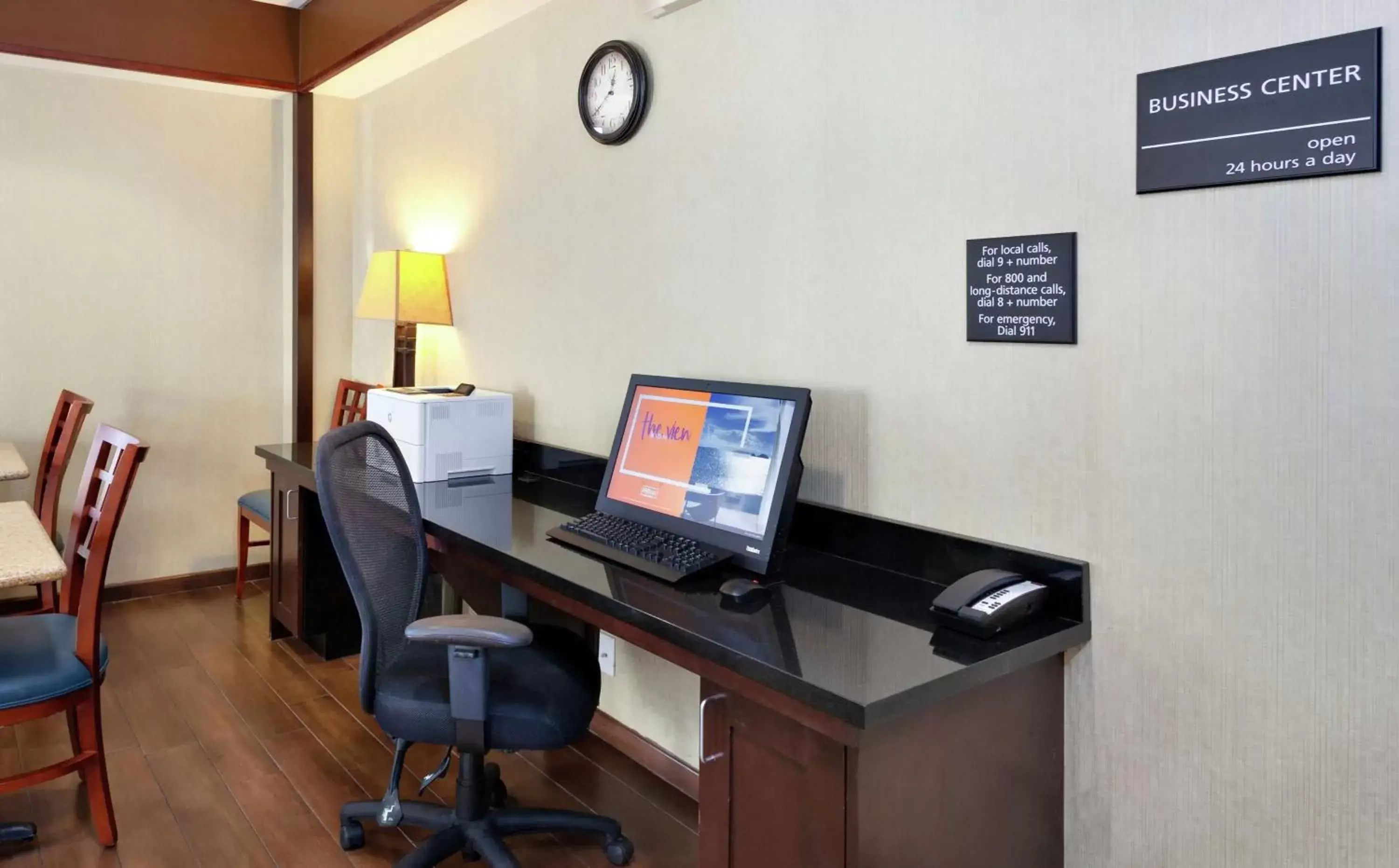 Business facilities in Hampton Inn Melbourne