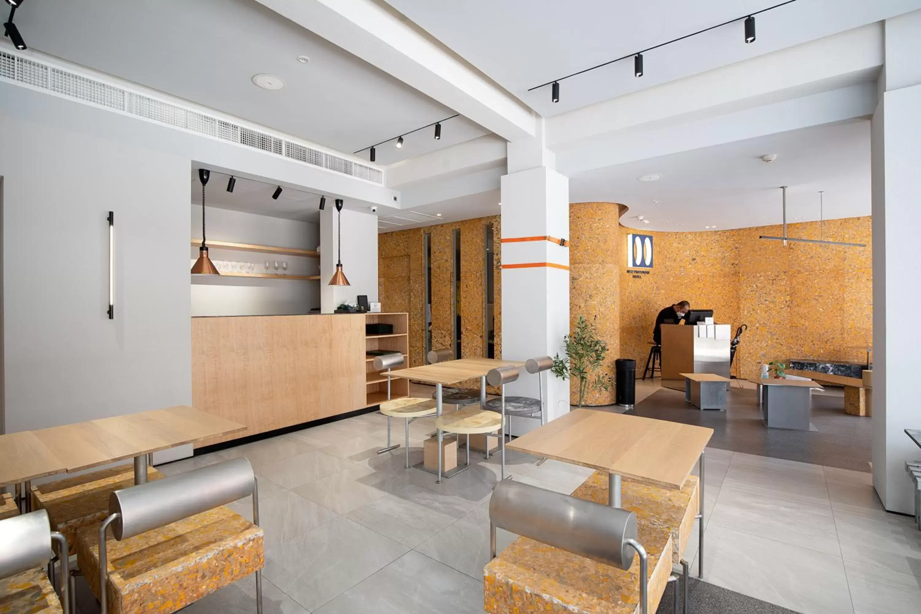 Lobby or reception, Lounge/Bar in Metz Pratunam