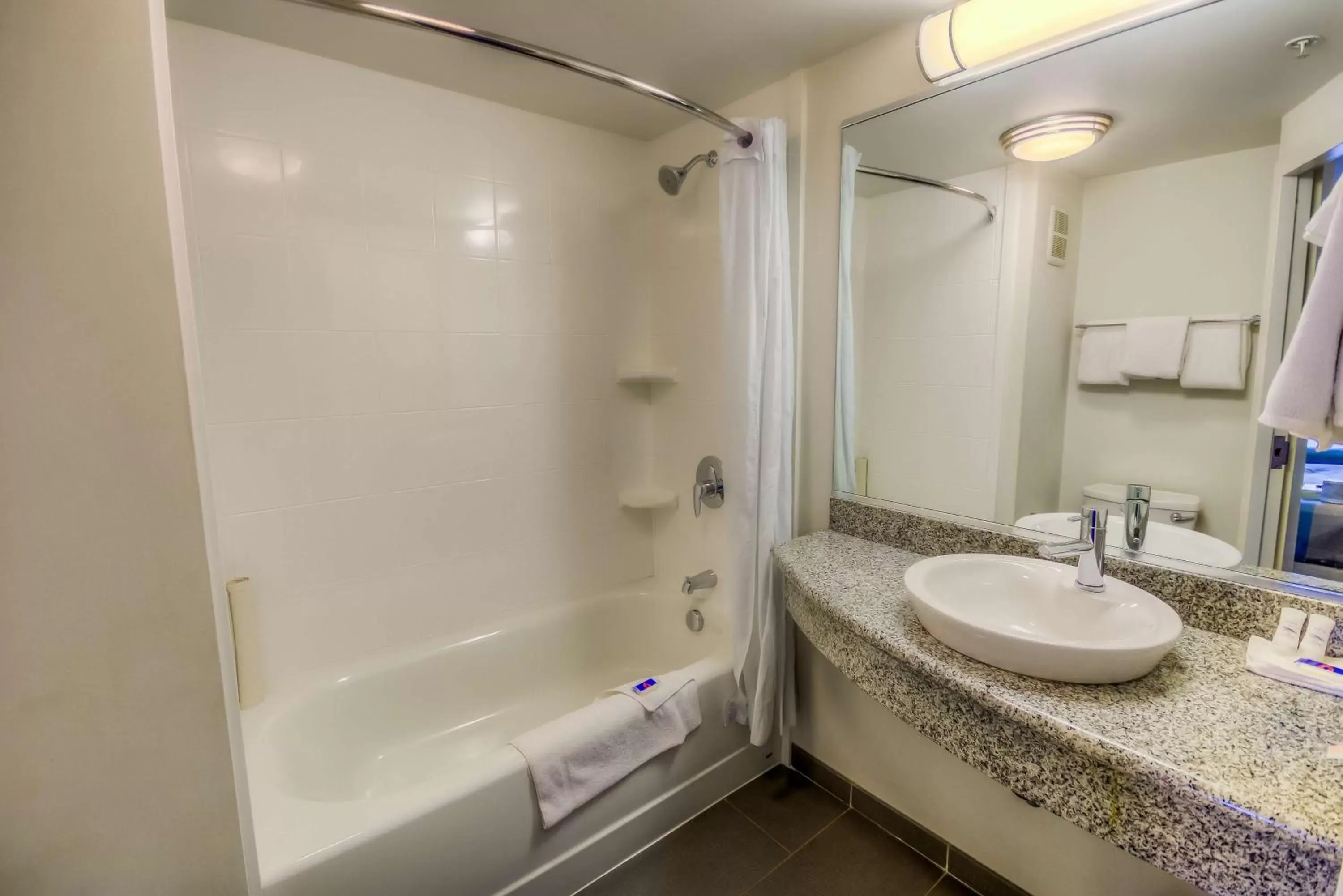 Shower, Bathroom in Motel 6-Estevan, SK