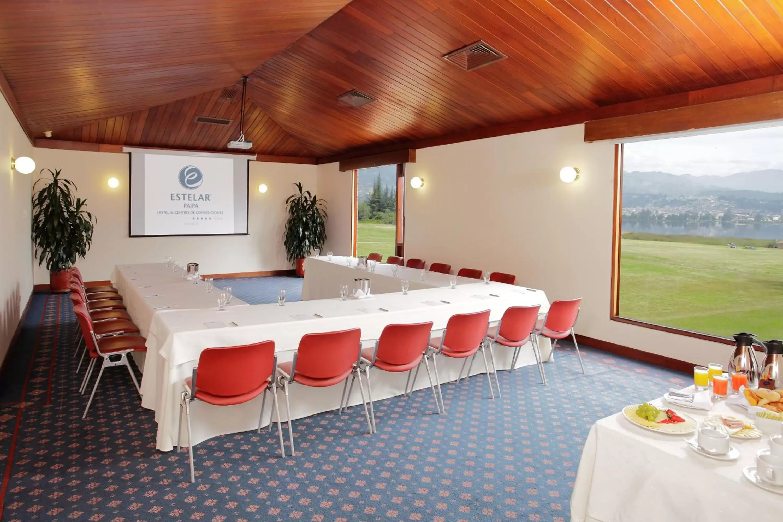 Meeting/conference room in Estelar Paipa Hotel Spa & Y Centro De Convenciones