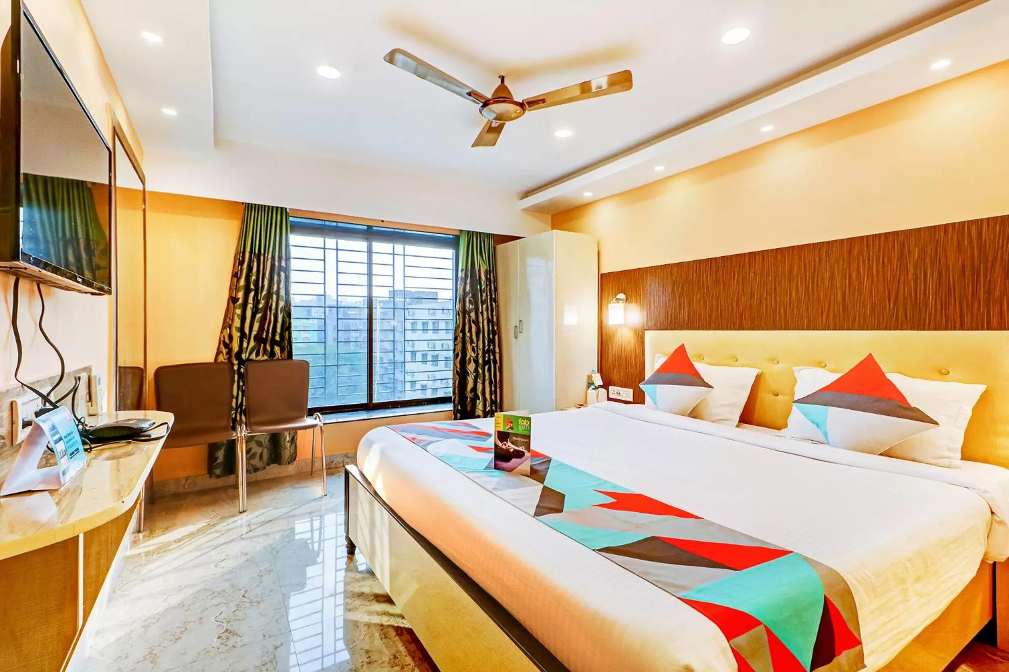 Bedroom, Bed in FabExpress Step Inn - Nr Biswa Bangla Gate