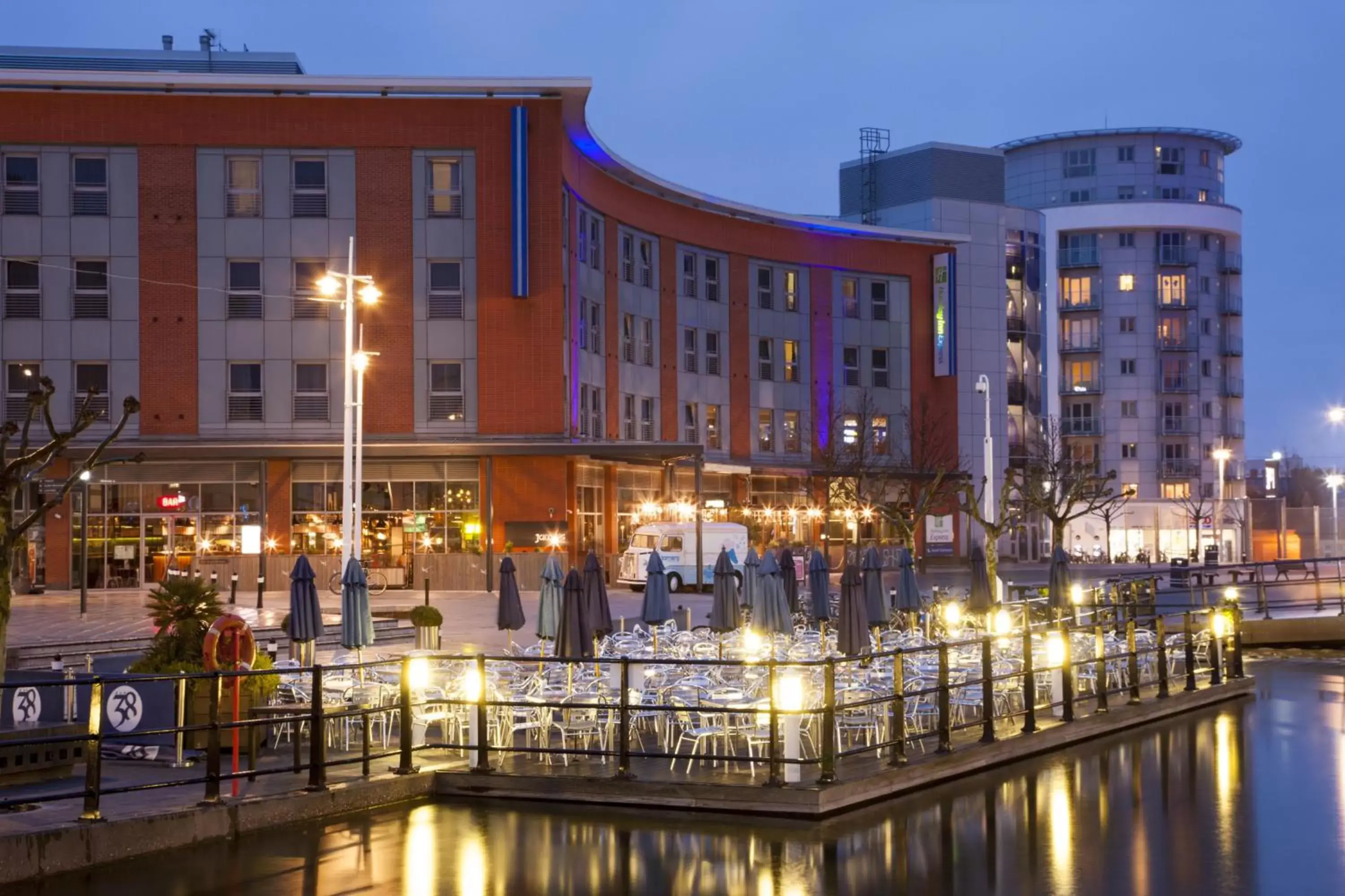 Property Building in Holiday Inn Express Portsmouth Gunwharf Quays, an IHG Hotel