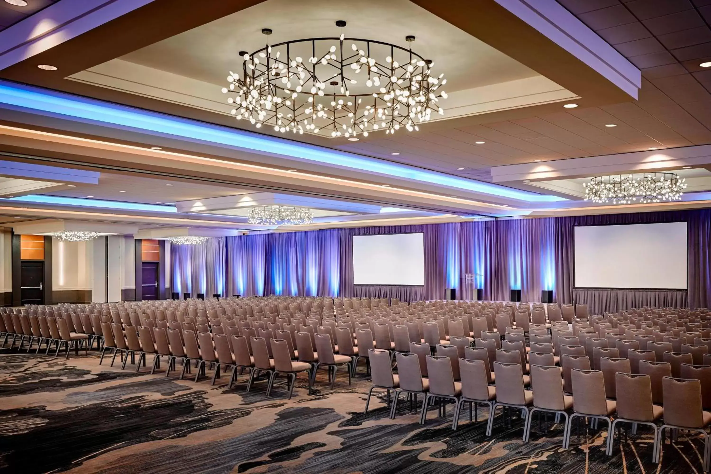 Meeting/conference room in San Francisco Airport Marriott Waterfront