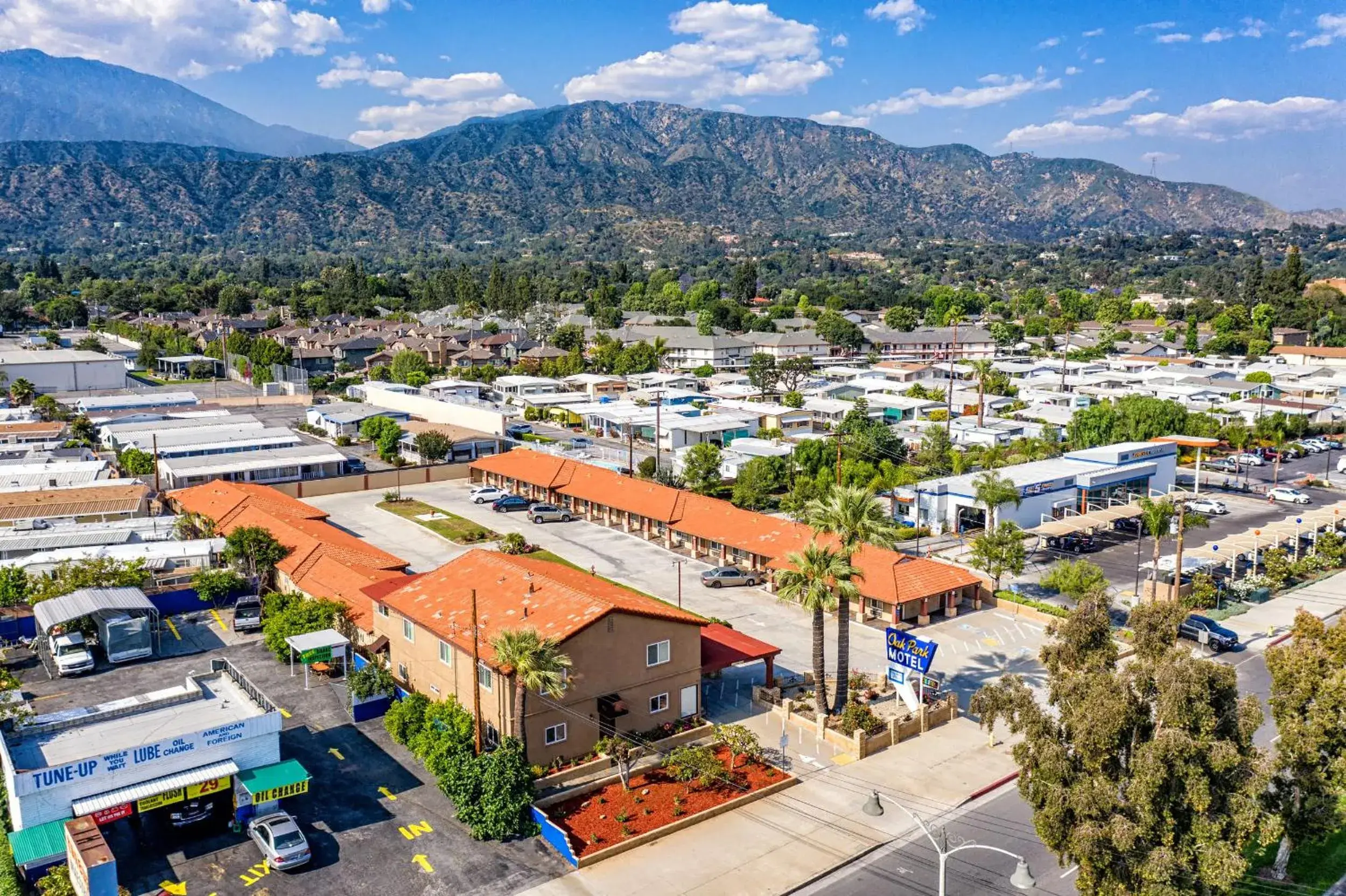 Bird's-eye View in Oak Park Motel