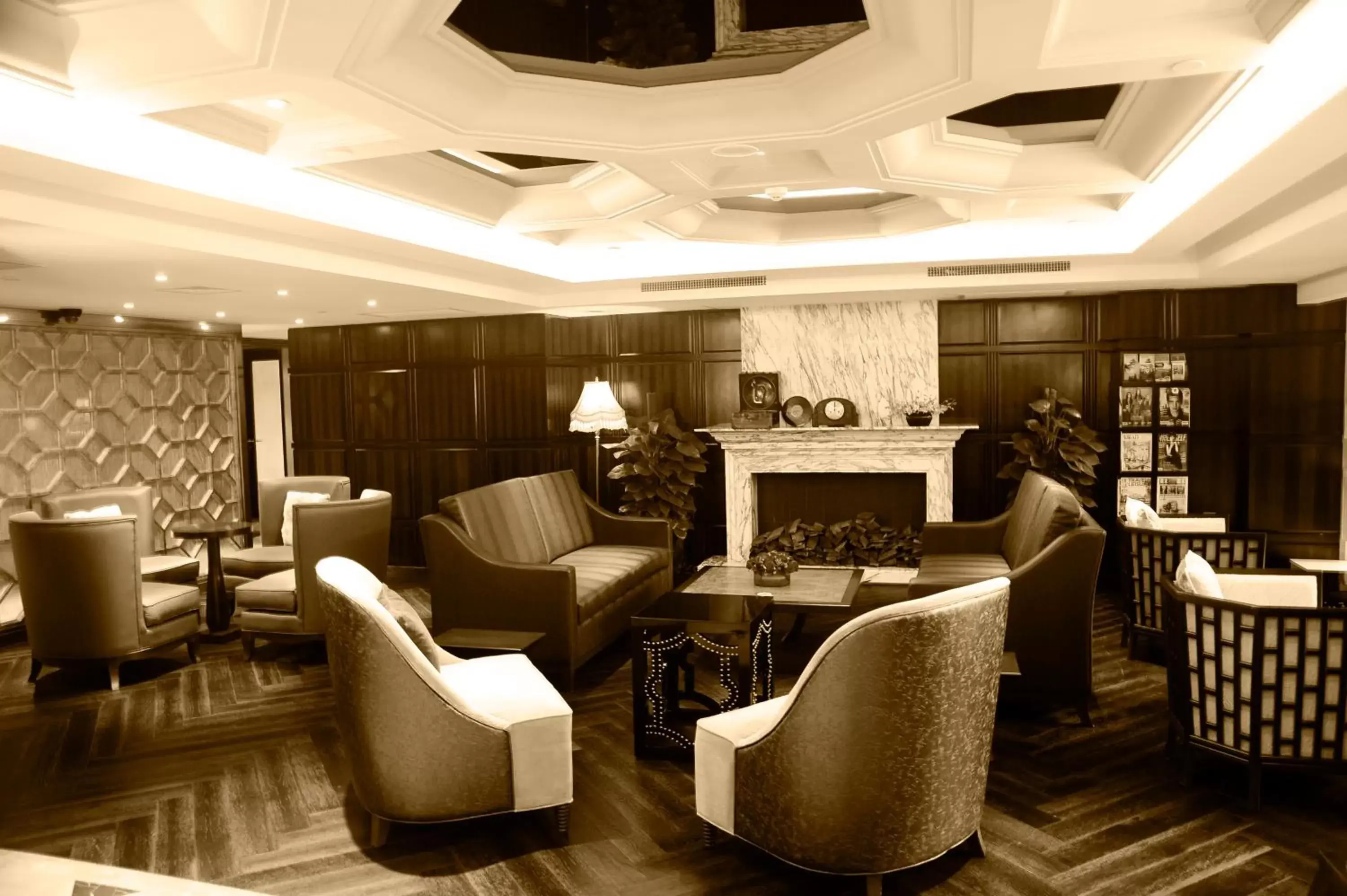 Lobby or reception, Lounge/Bar in Paramount Gallery Hotel