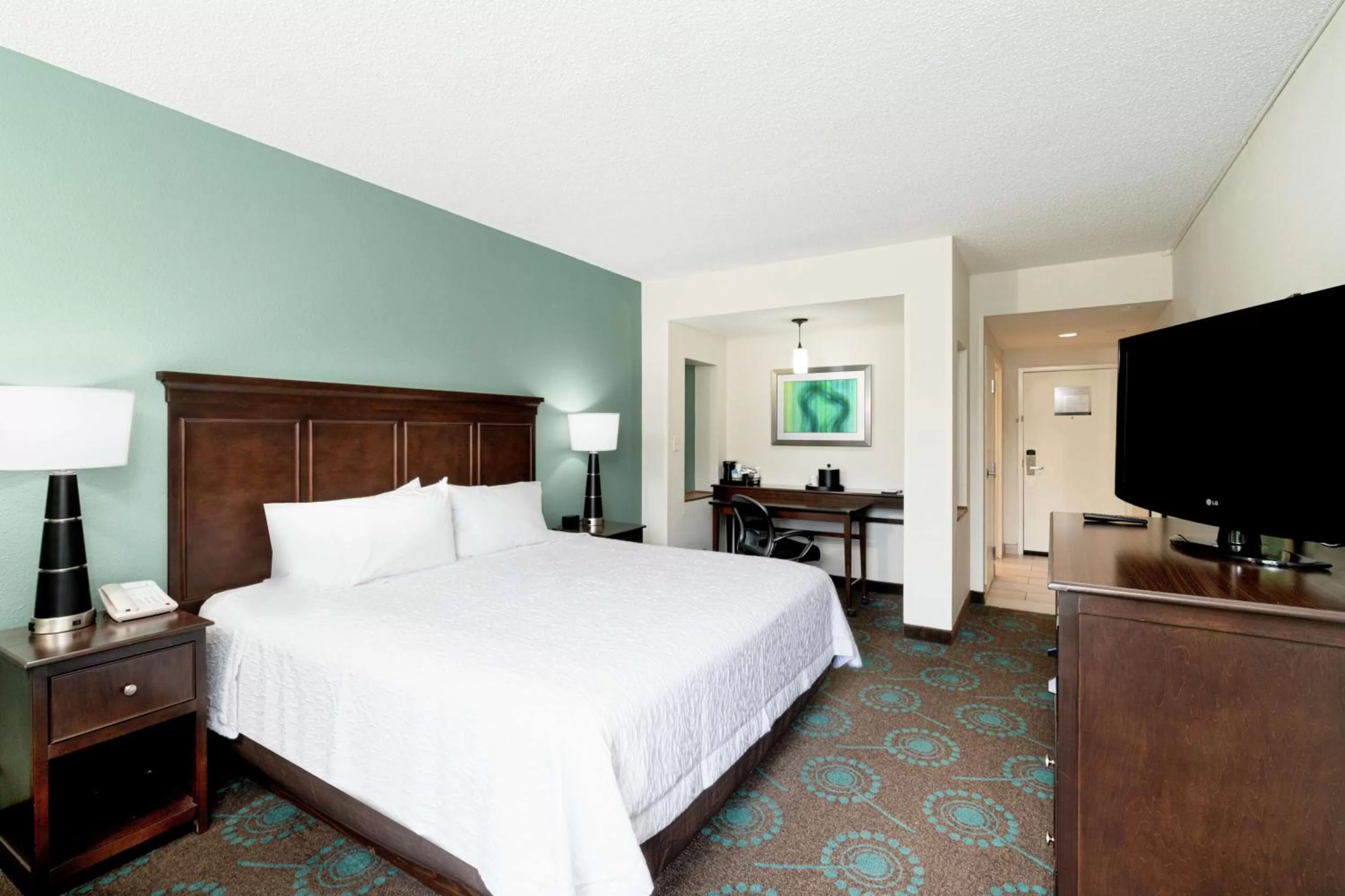 Bedroom, Bed in Hampton Inn & Suites Mooresville