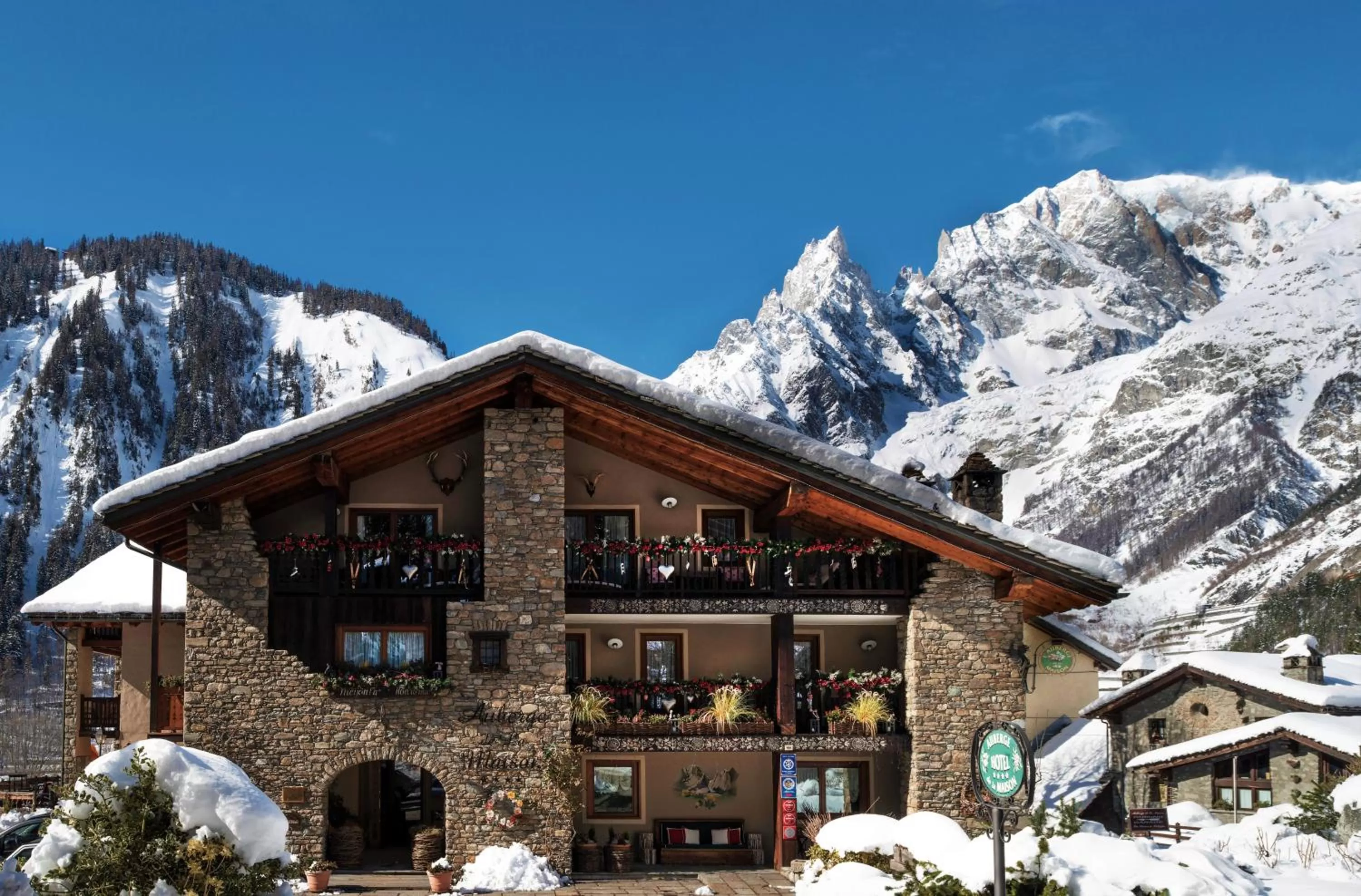 Property building in Auberge de La Maison