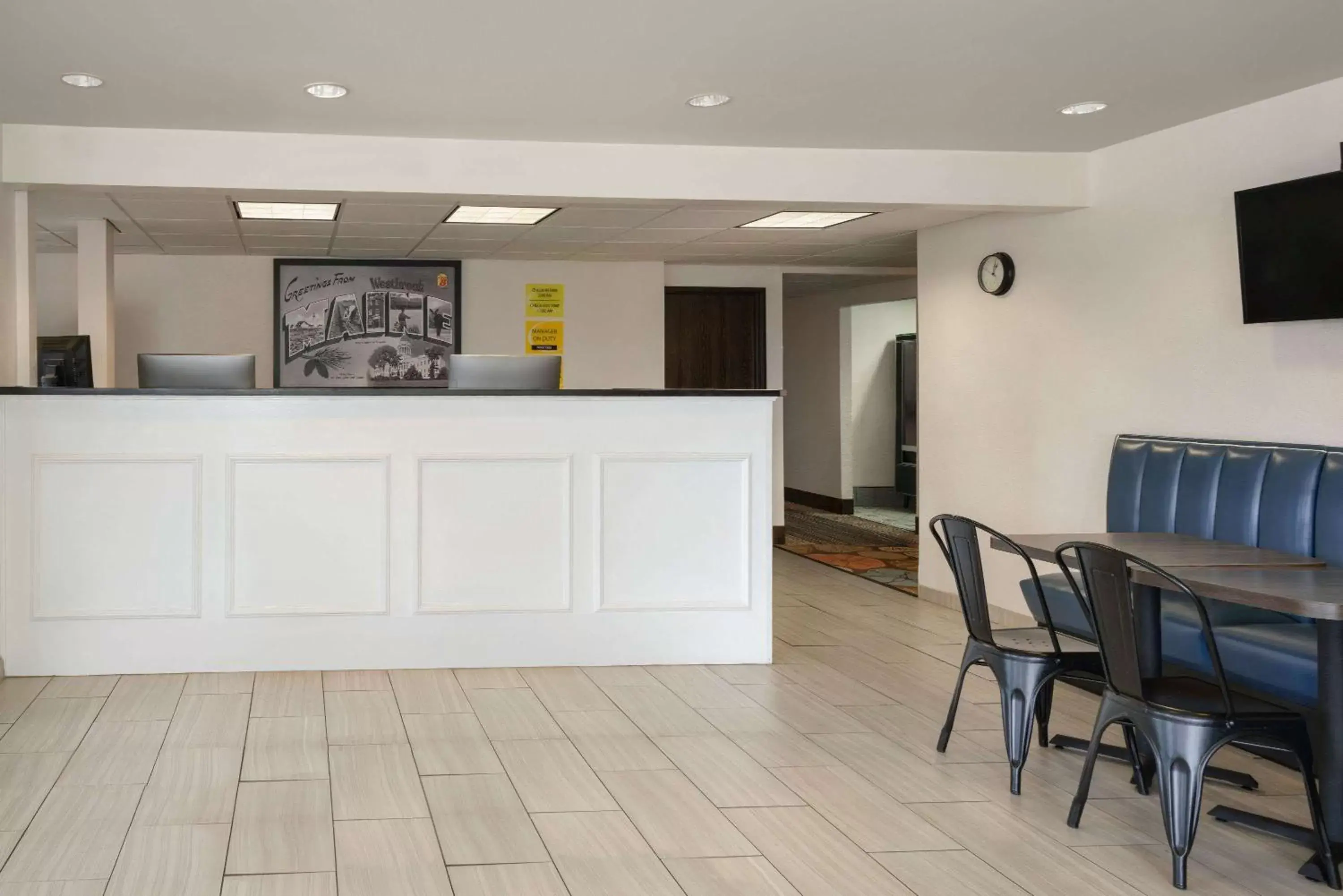 Lobby or reception, Lobby/Reception in Super 8 by Wyndham Portland/Westbrook Area
