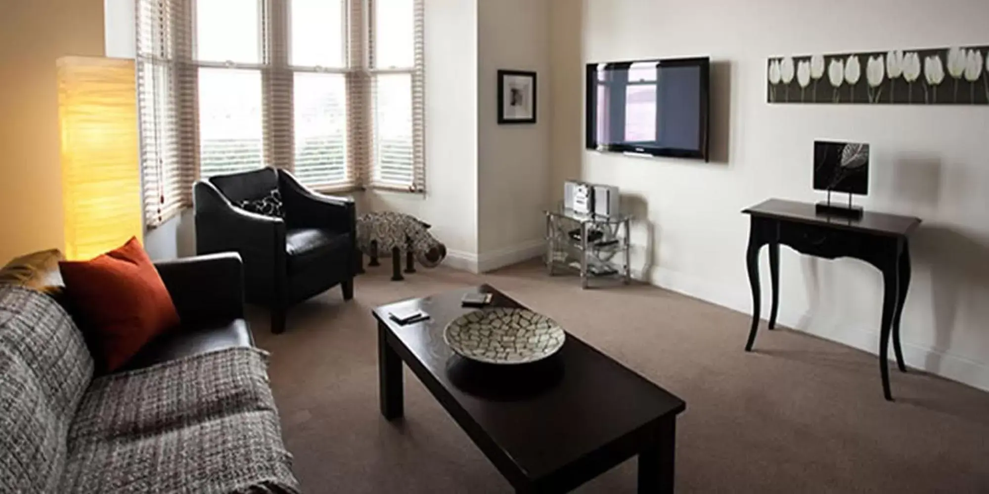 Day, Seating Area in Victoria Mansions Hotel Apartments