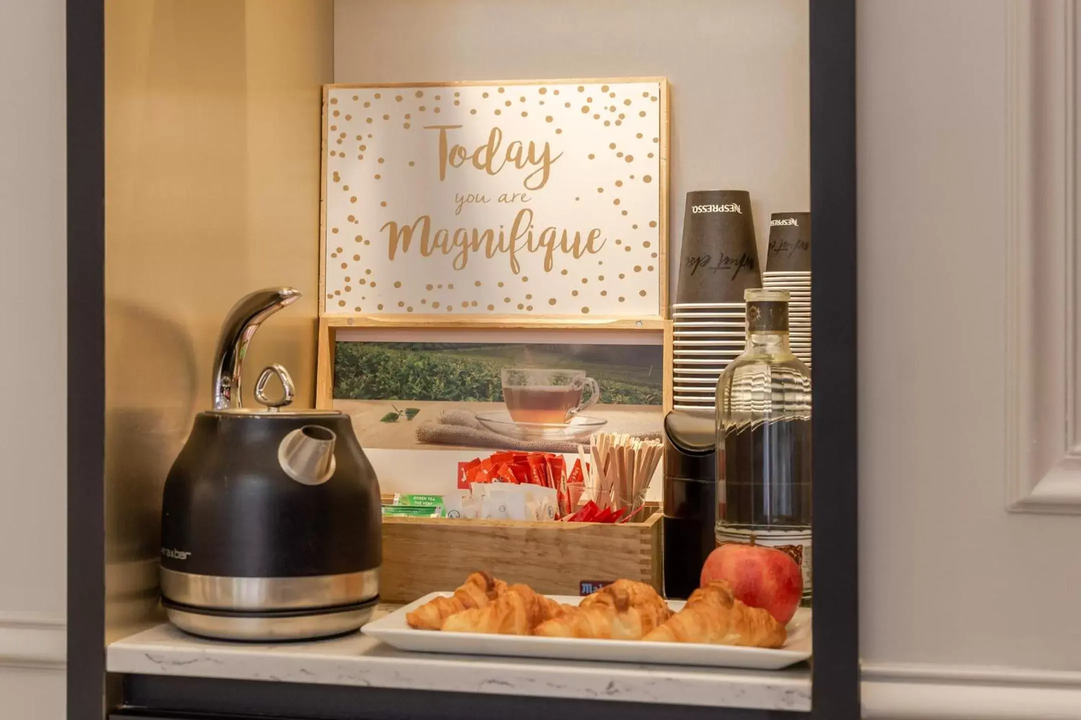 Coffee/tea facilities in Ibis Styles Toulouse Capitole