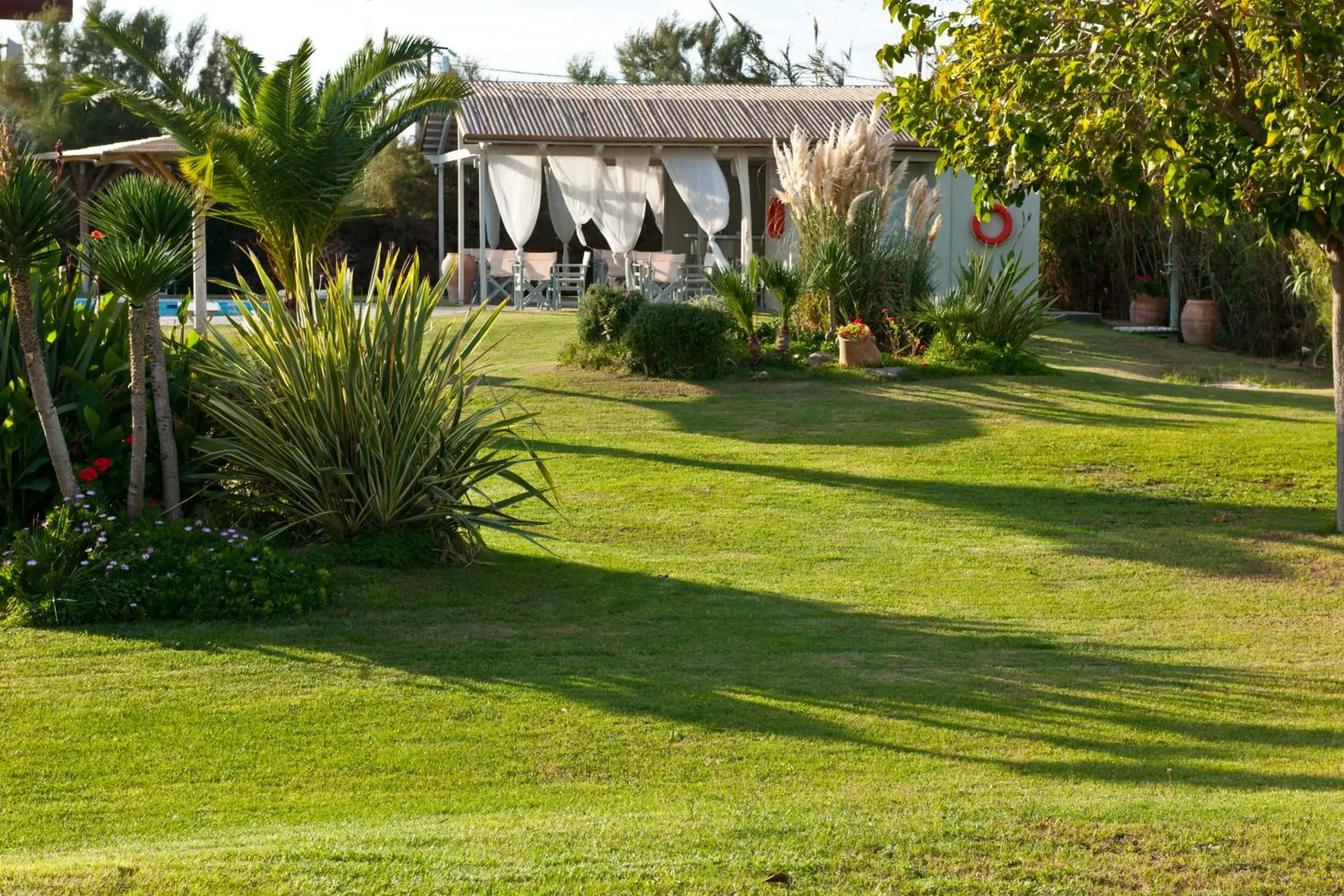 Garden in Ammos Naxos Exclusive Apartment