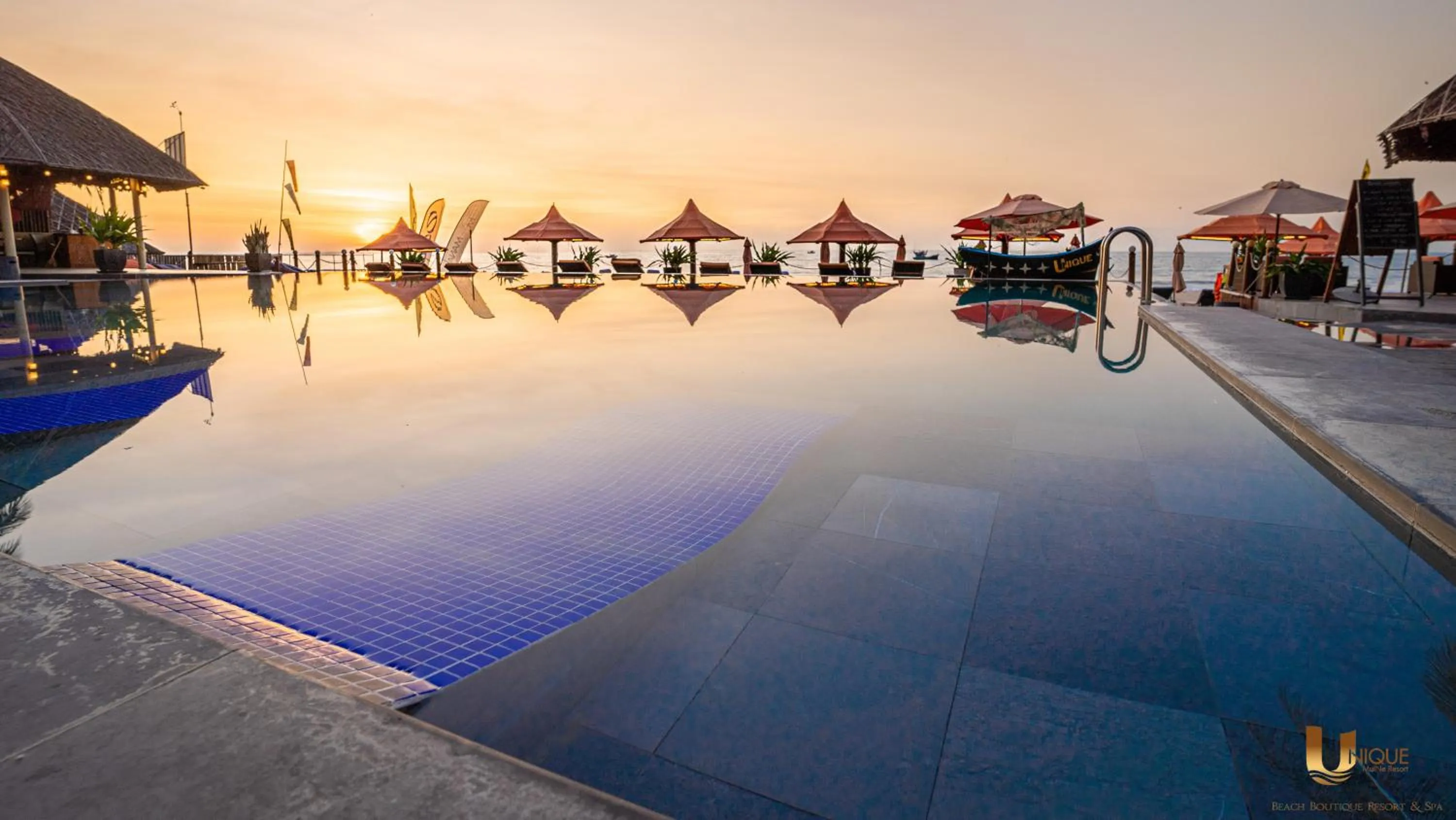 Swimming Pool in Unique Mui Ne Resort and Spa