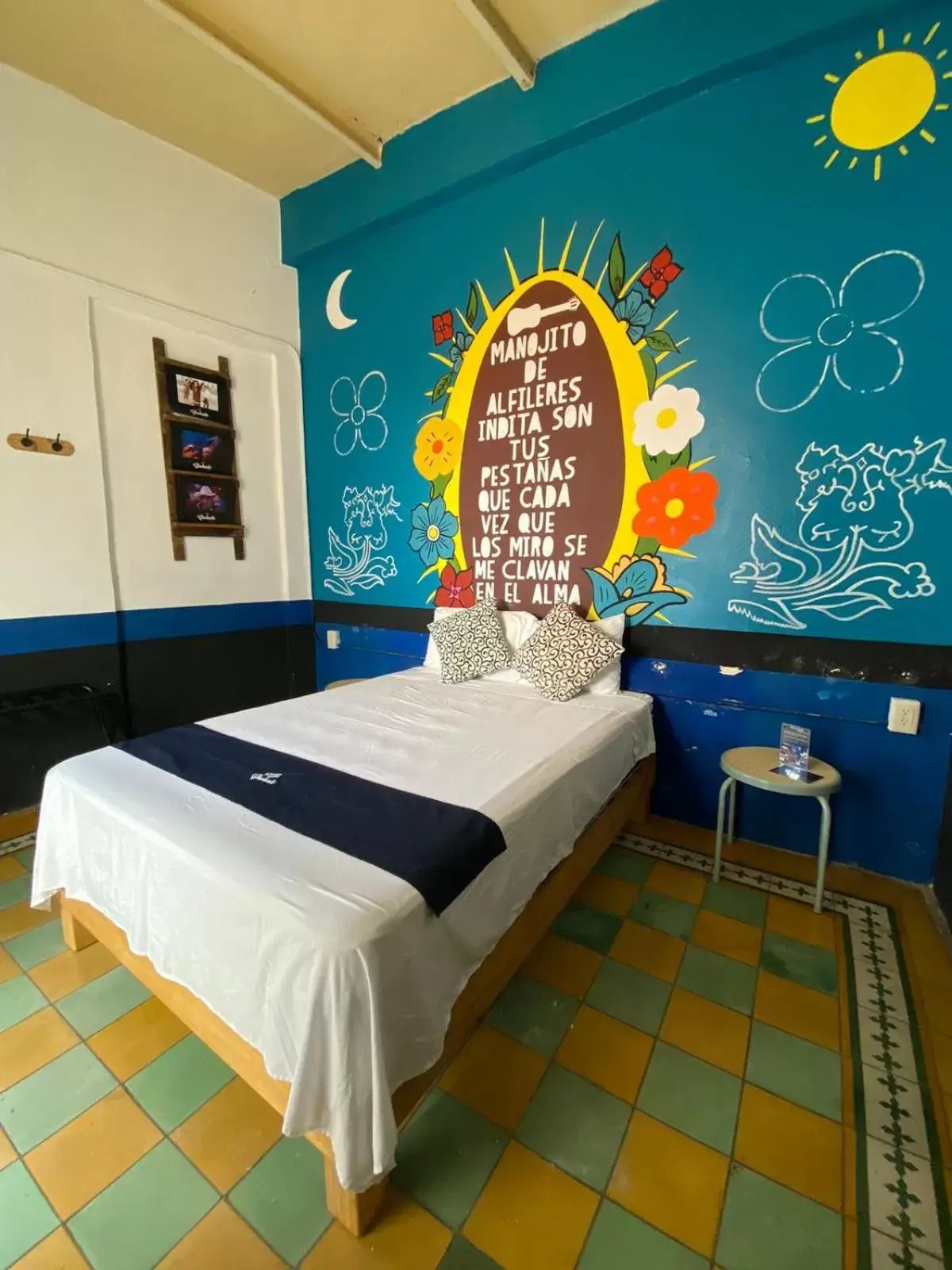 Bed in Chuchumbé Hotel Cultural, Restaurante & Café