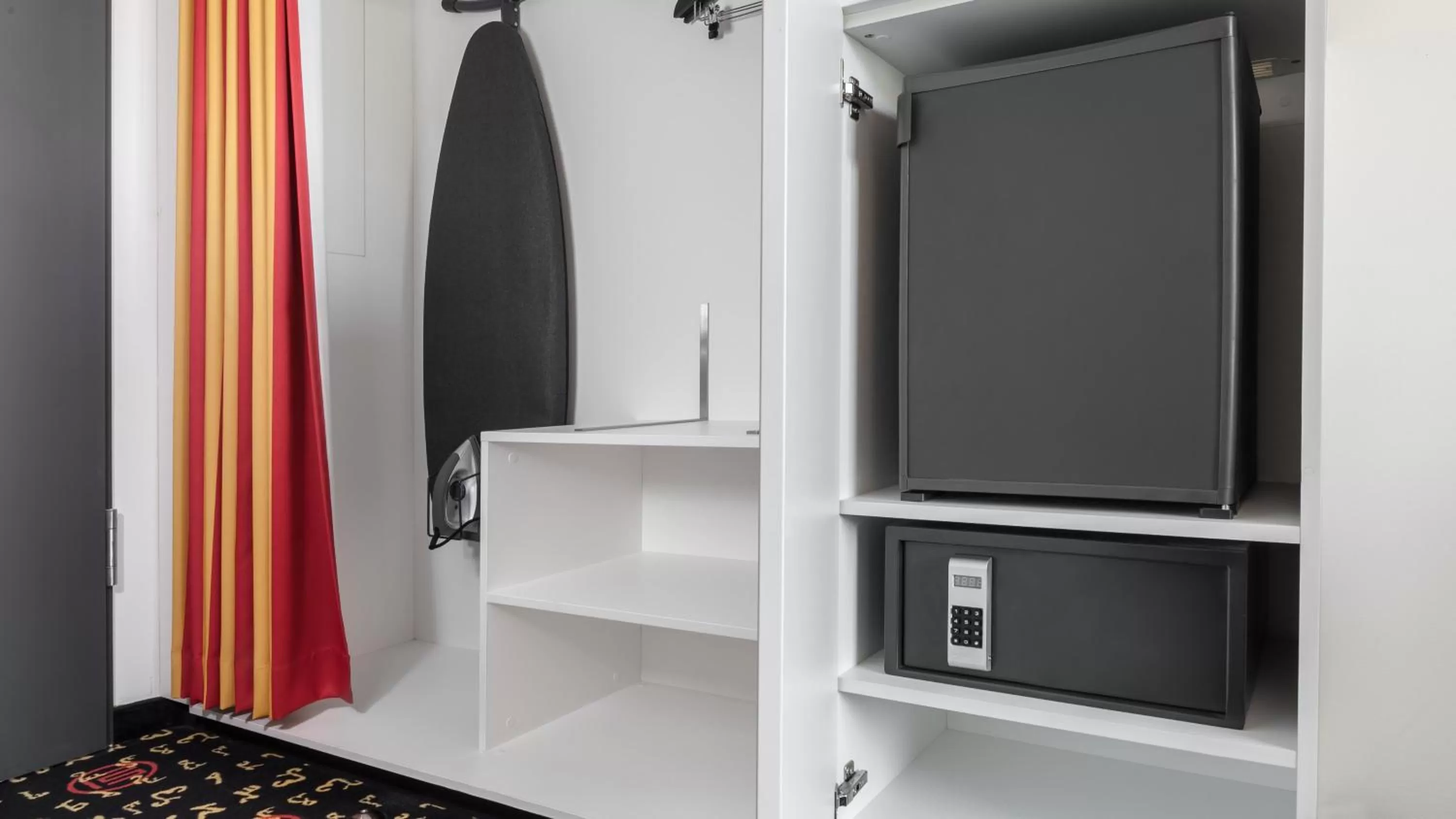 Photo of the whole room in Holiday Inn Munich - Westpark by IHG