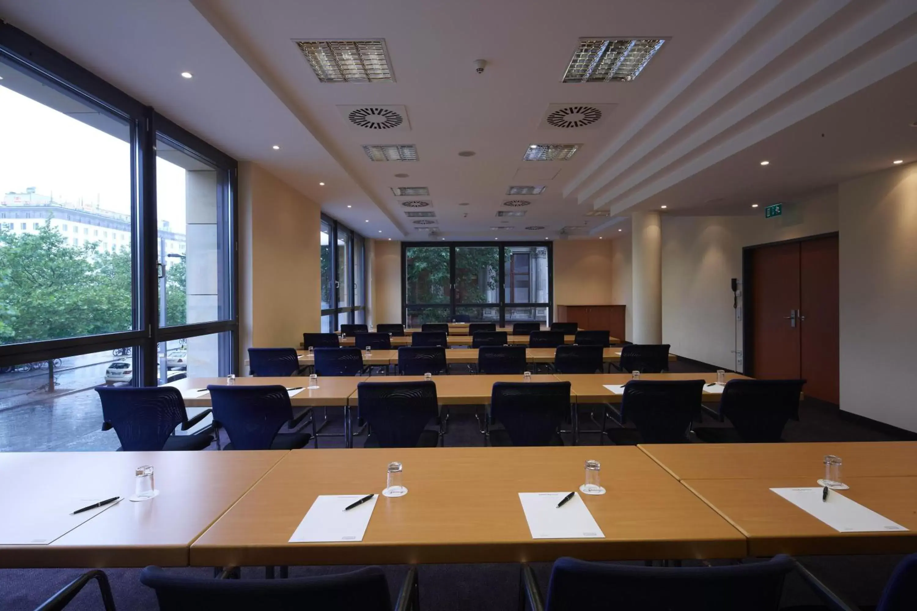 Business facilities in IntercityHotel Bremen