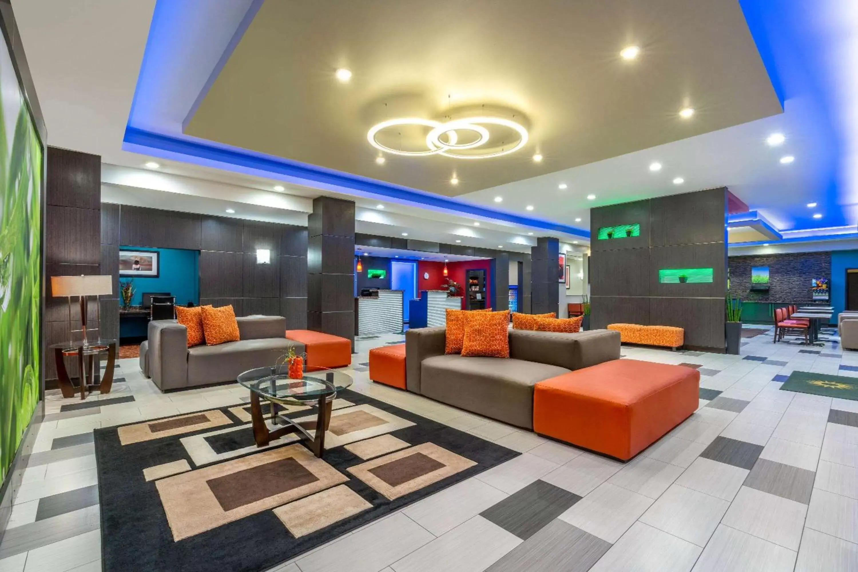 Lobby or reception in La Quinta by Wyndham Muskogee