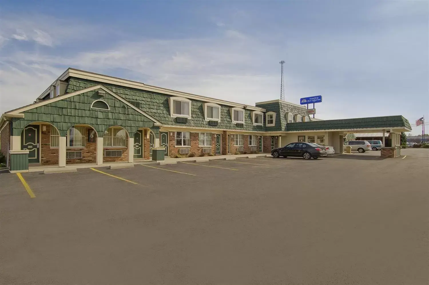 Property Building in Americas Best Value Inn Marion, OH