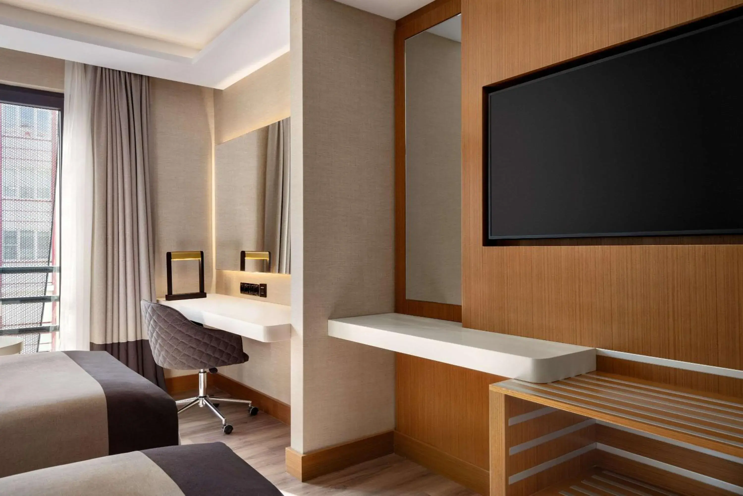 Photo of the whole room, TV/Entertainment Center in Ramada Residences by Wyndham Balikesir