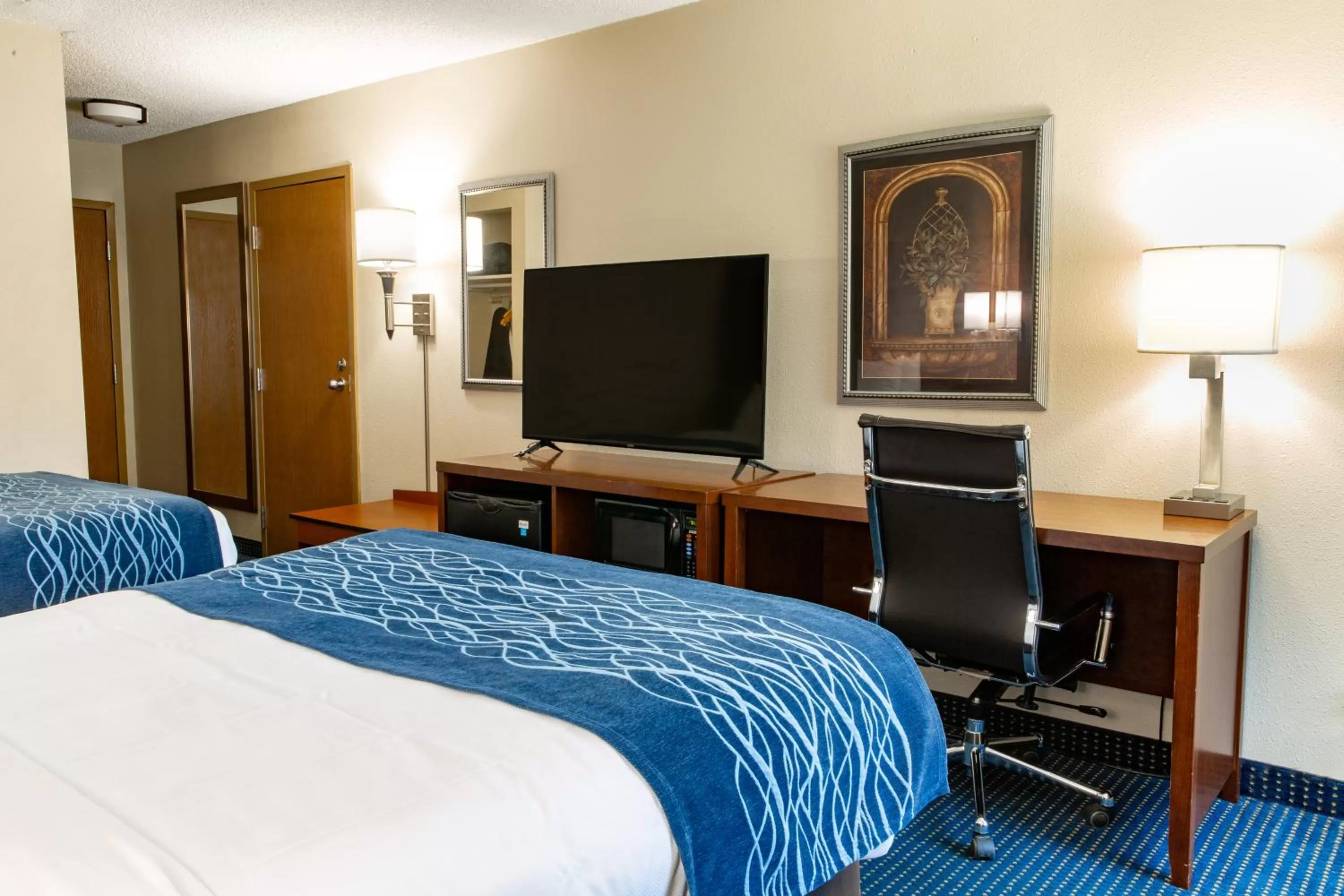 Double Room with Two Double Beds - Non-Smoking in Comfort Inn