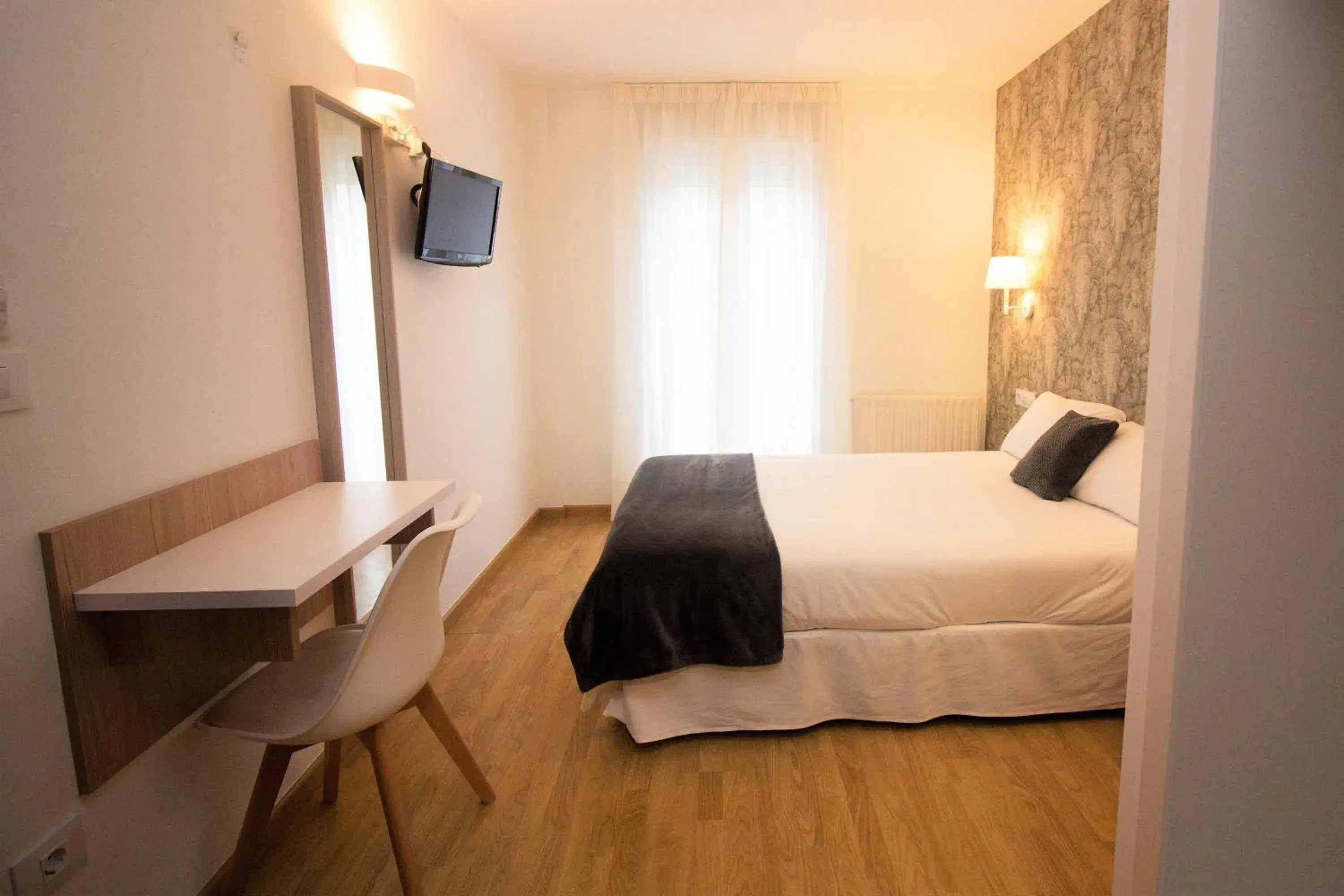 Photo of the whole room, Bed in Hotel Vilagarcia