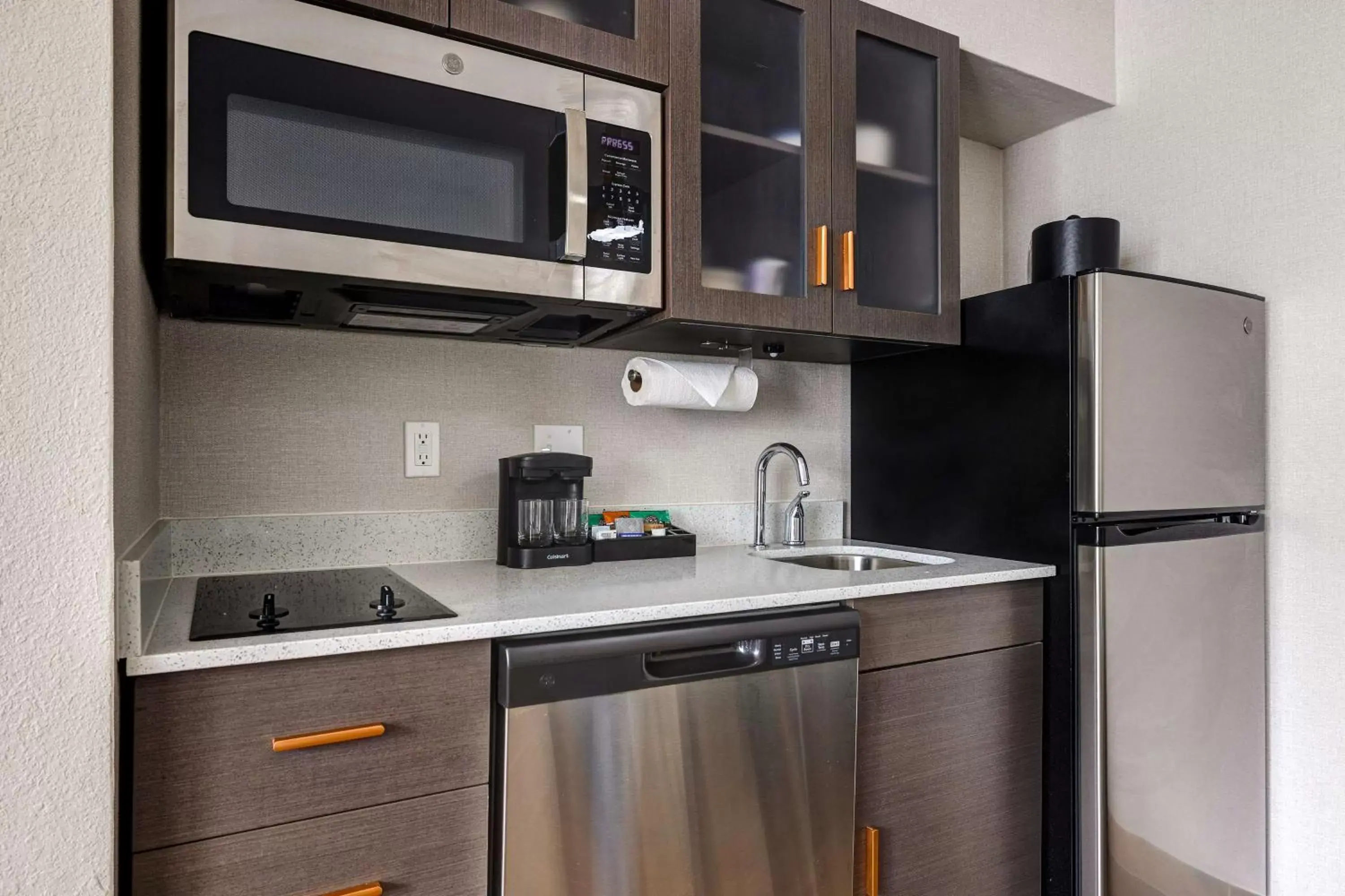 Kitchen or kitchenette, Kitchen/Kitchenette in Homewood Suites by Hilton Jackson-Ridgeland