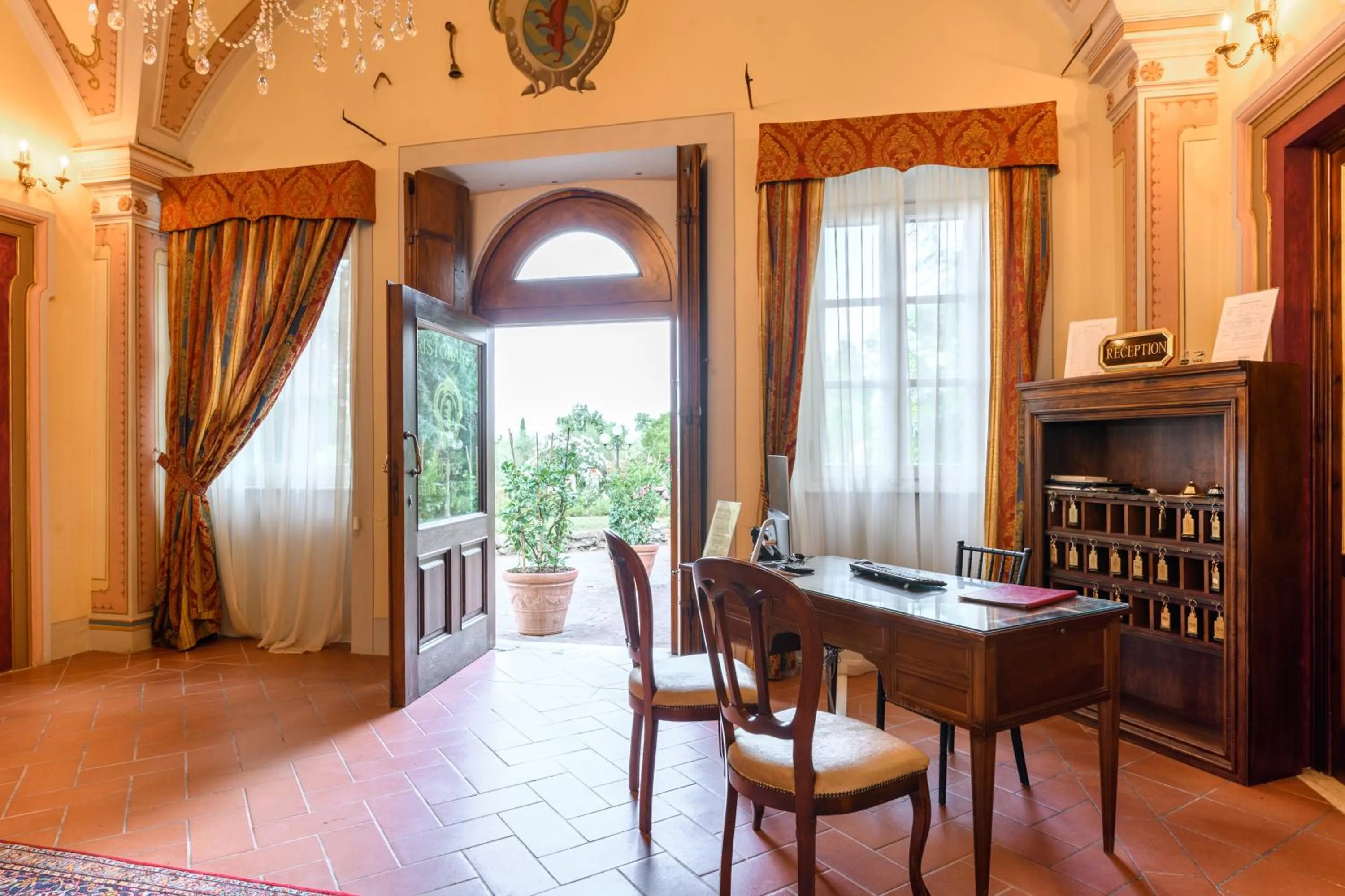 Lobby or reception in Hotel Villa San Michele