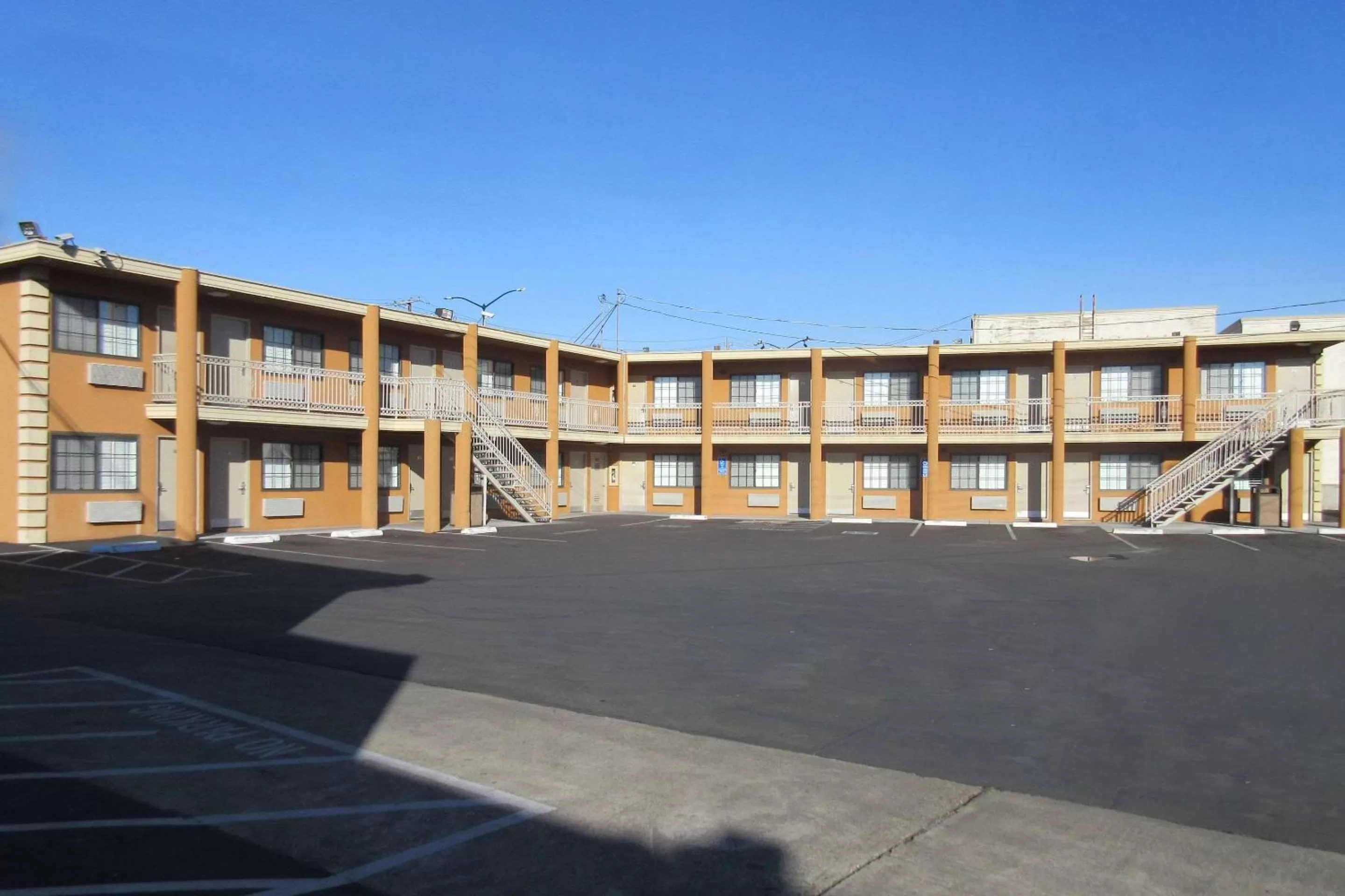 Property building in Rodeway Inn San Pablo Hilltop