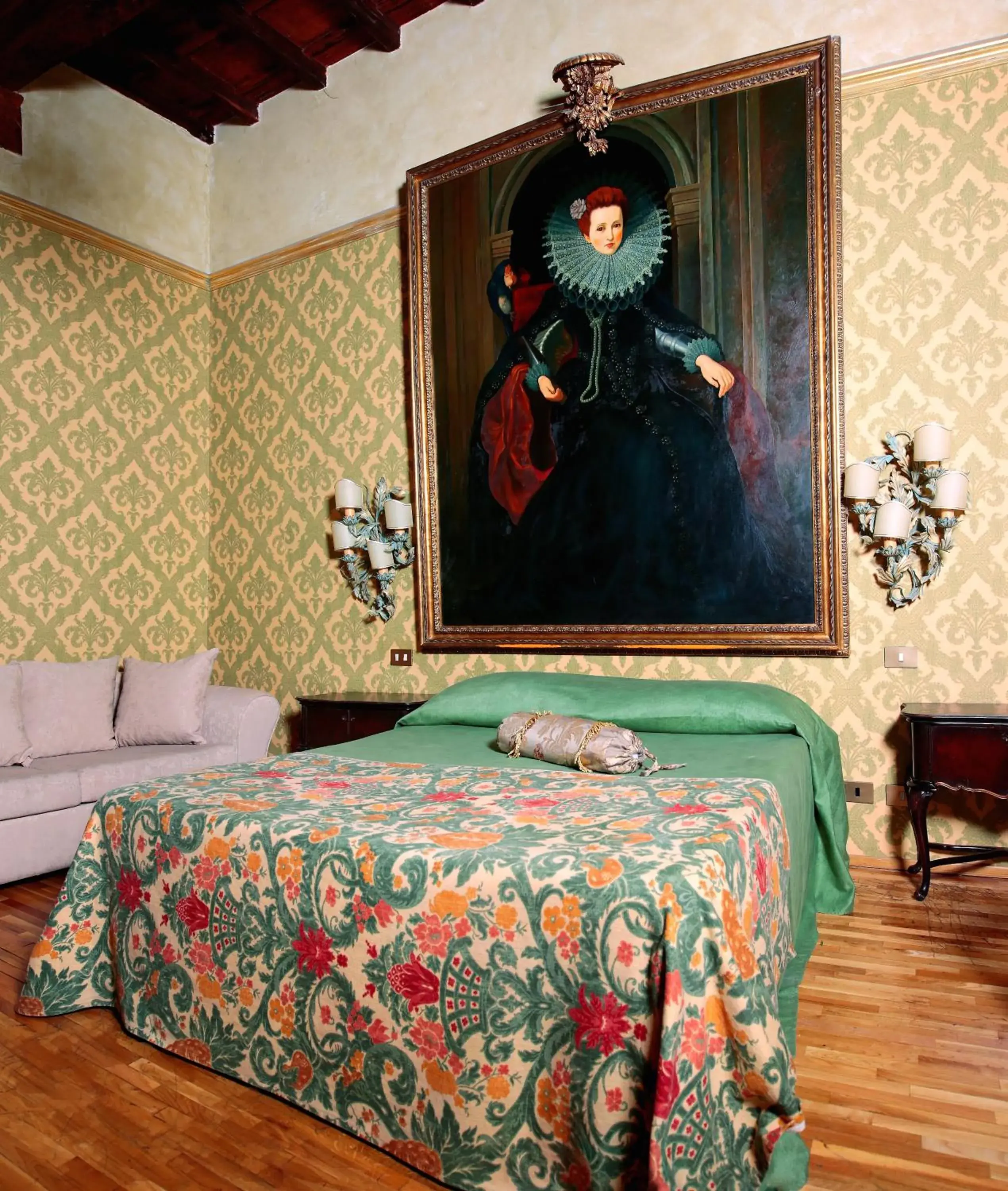 Bedroom, Bed in Antica Dimora dell'Orso