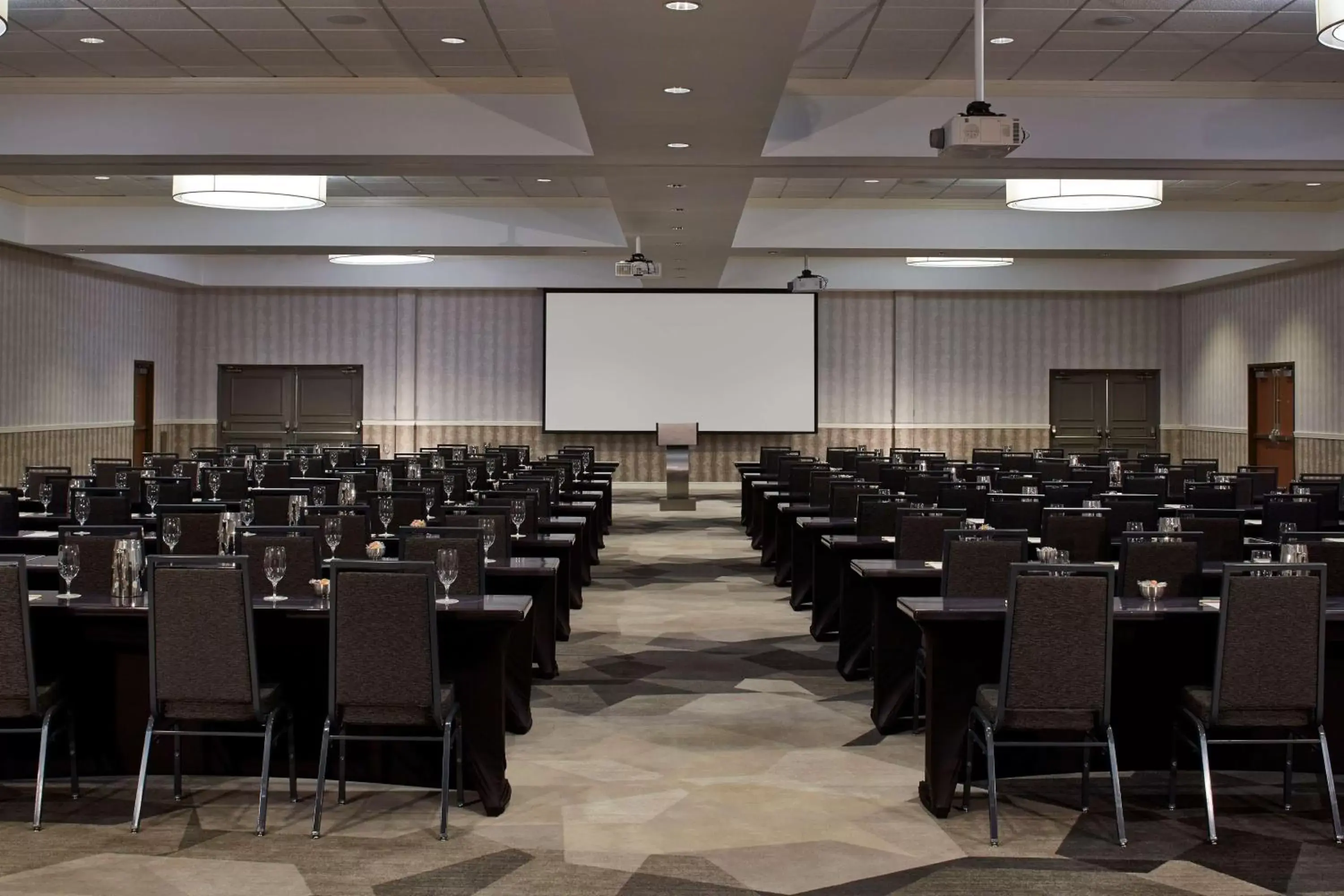 Meeting/conference room in Doubletree By Hilton Atlanta Perimeter Dunwoody