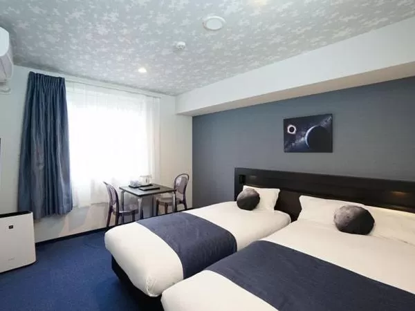 Photo of the whole room, Bed in La'gent Hotel Osaka Bay