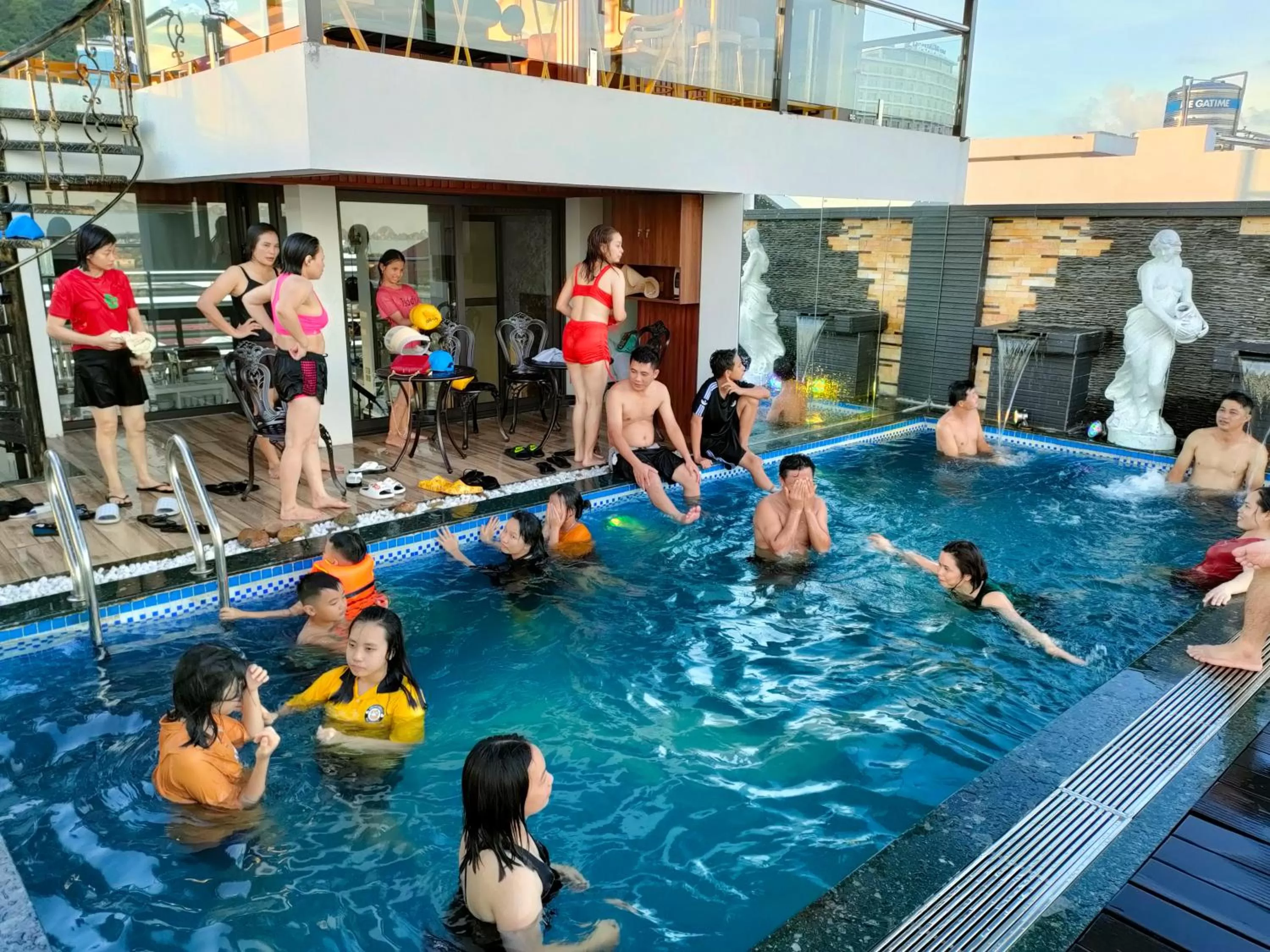 Swimming pool in Halong Lavender Hotel