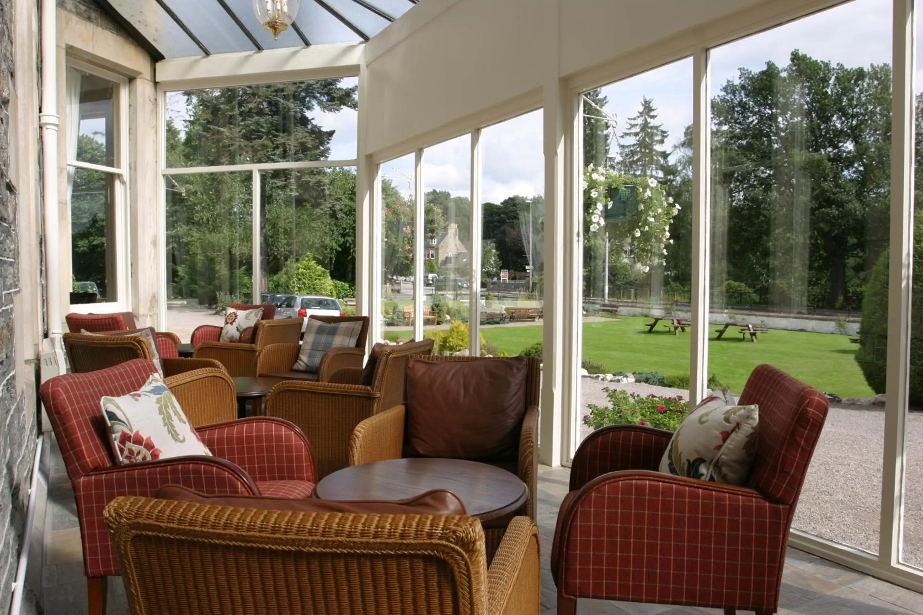 Lounge or bar in Craiglynne Hotel Lounge or bar in Craiglynne Hotel