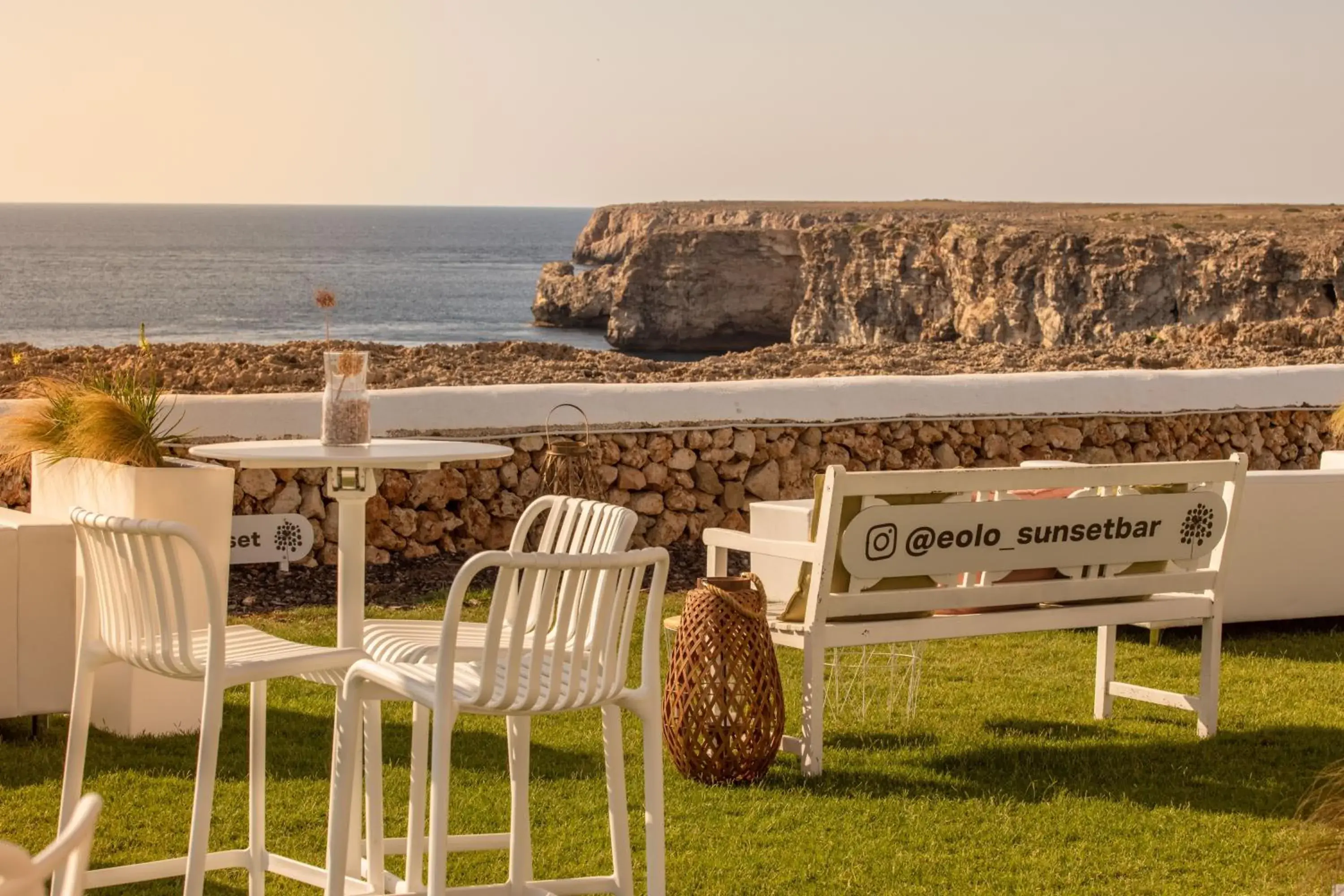 Lounge or bar in RV Hotel Sea Club Menorca