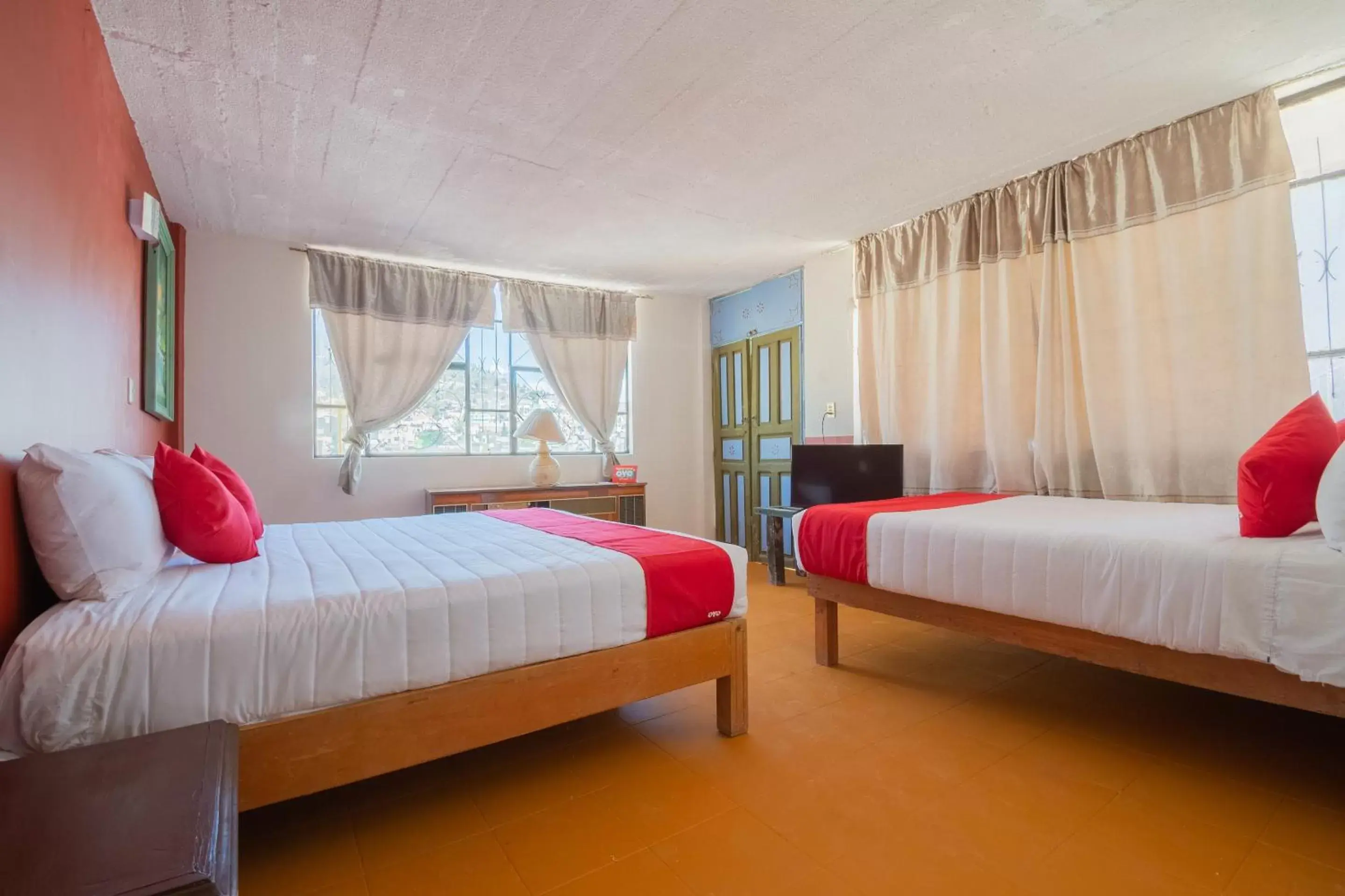 Bedroom, Bed in OYO Hotel Meson de la Concepcion