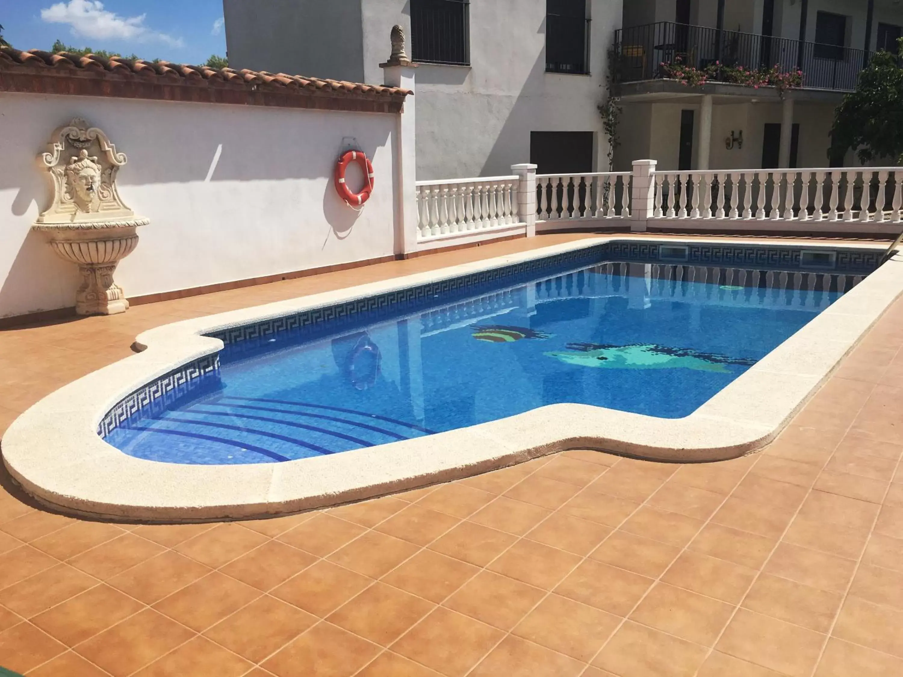 Swimming Pool in Hotel Bon Lloc