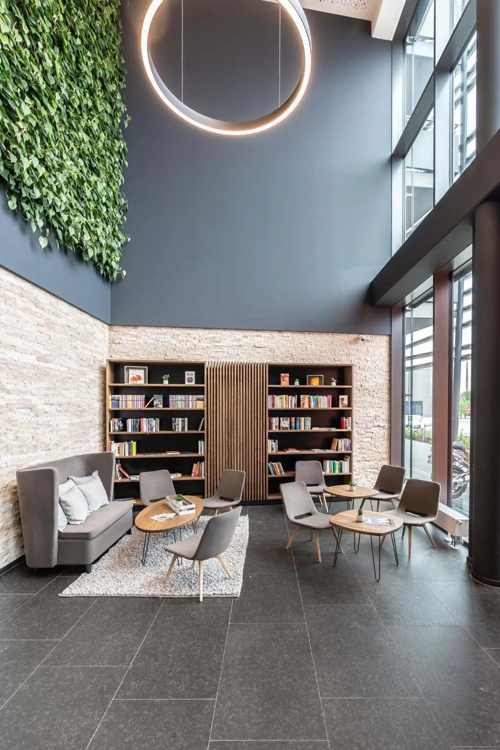 Lobby or reception in Augsburg Hotel Sonnenhof