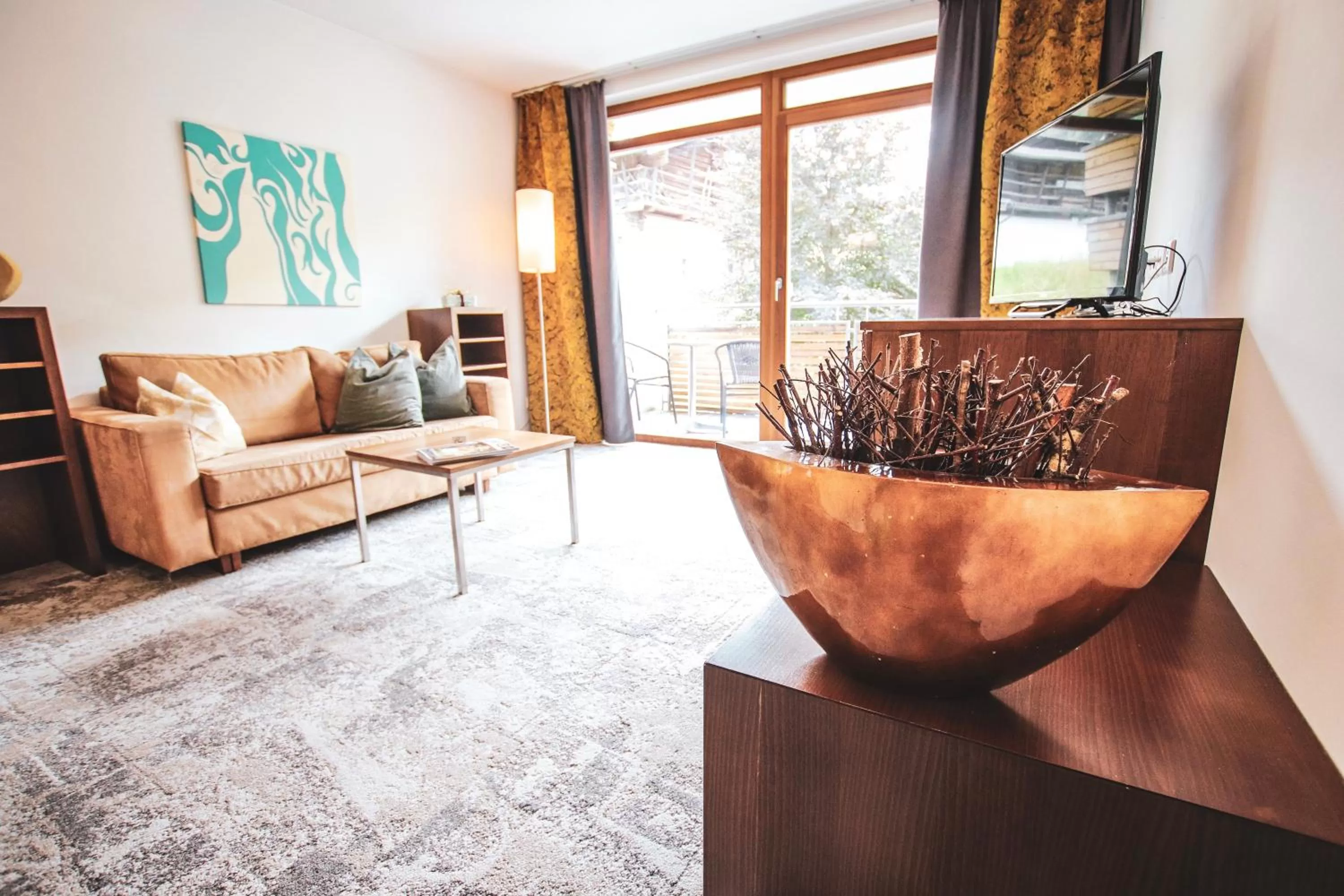 TV and multimedia in ACTIVE by Leitner's