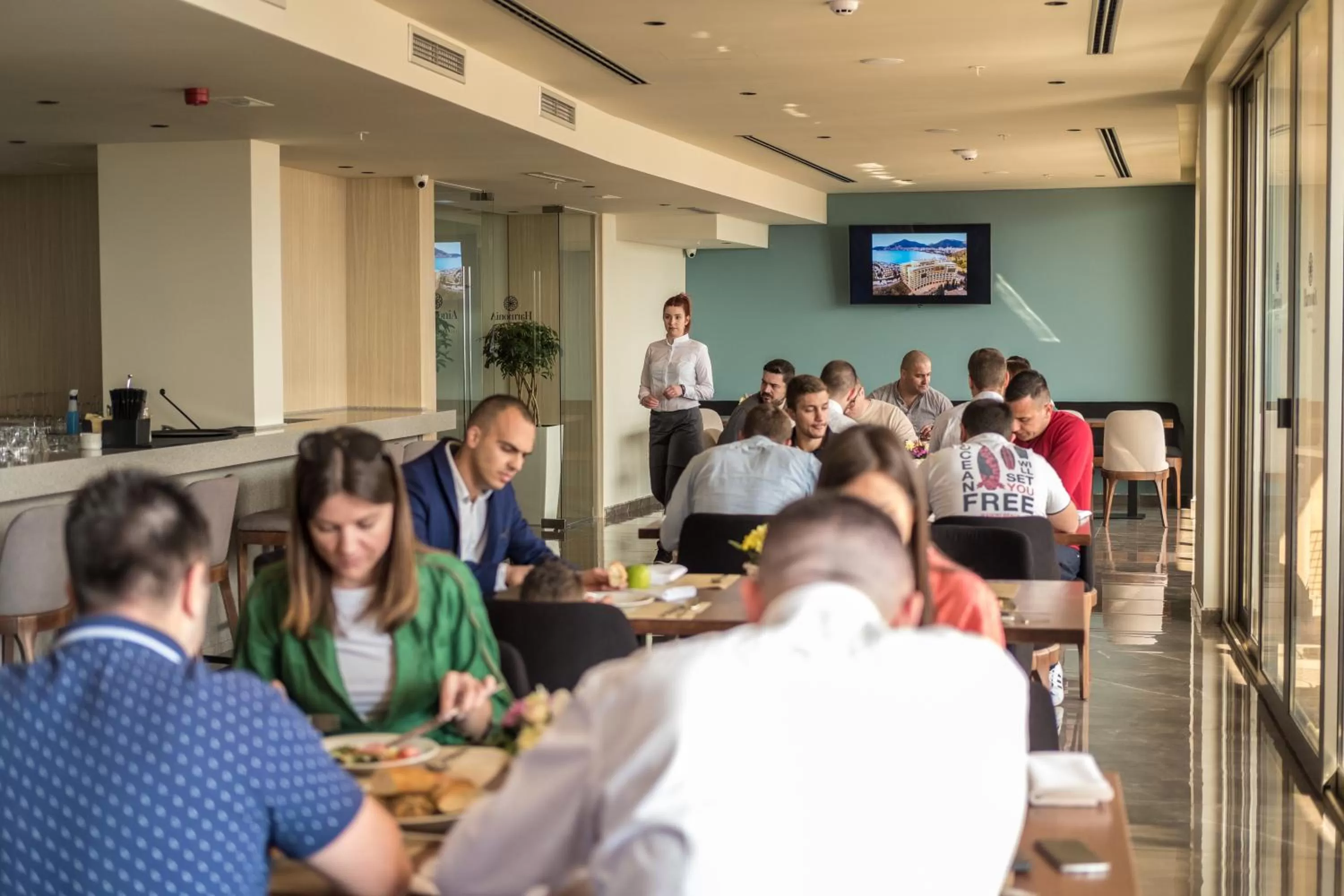 Restaurant/places to eat in Hotel Harmonia by Dukley