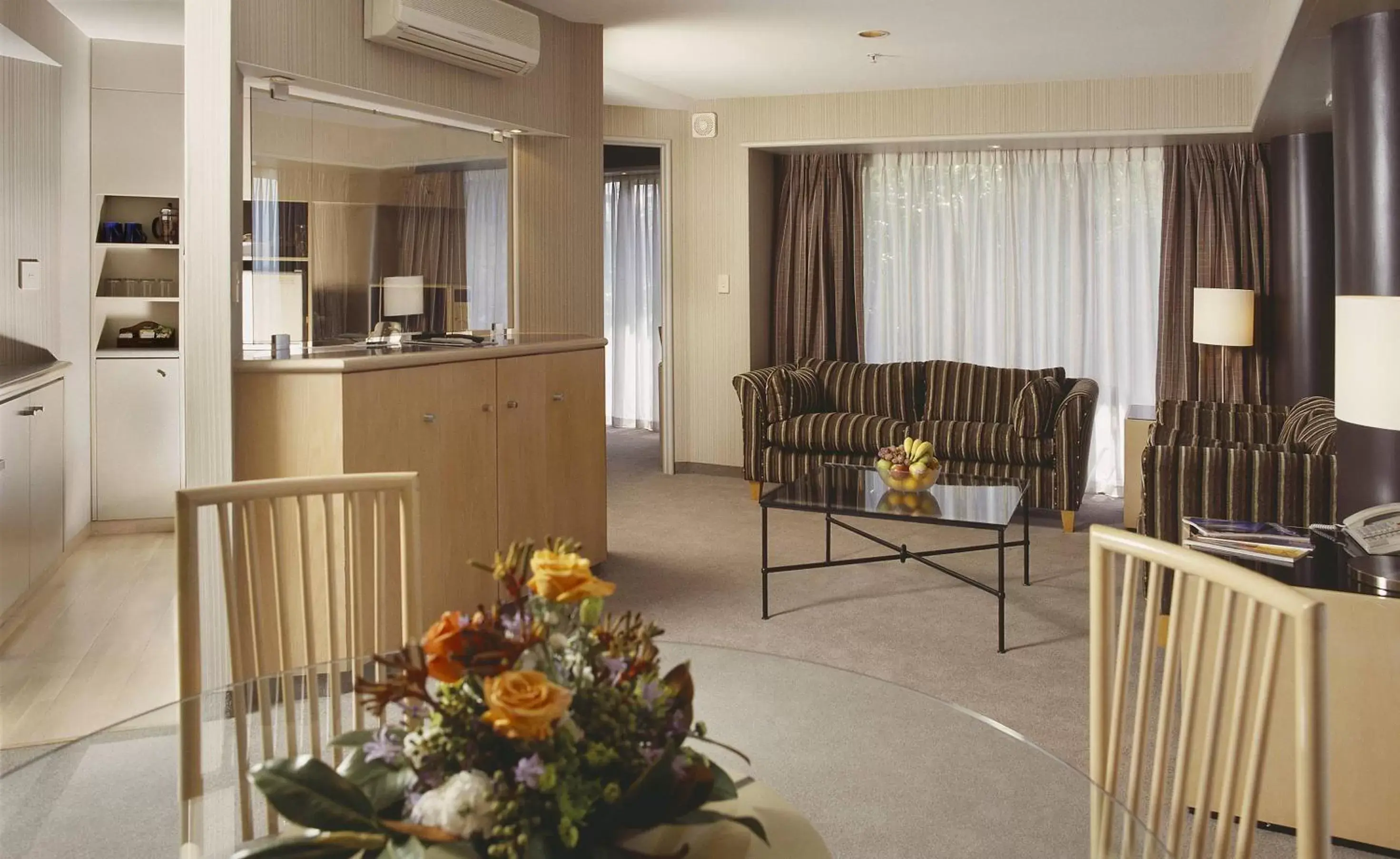 Coffee/tea facilities, Seating Area in Waipuna Hotel & Conference Centre