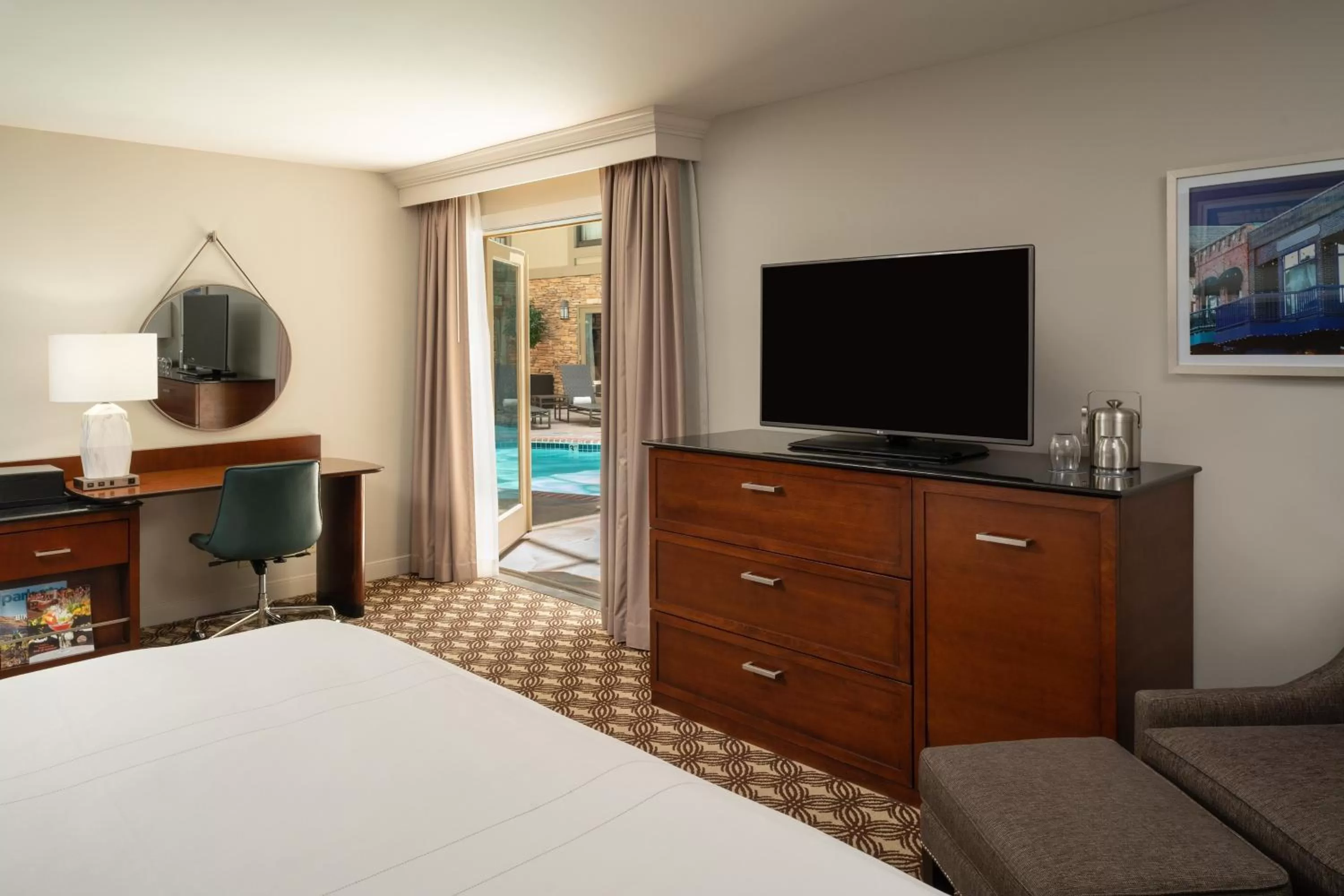 Swimming pool, Bed in Sheraton Park City