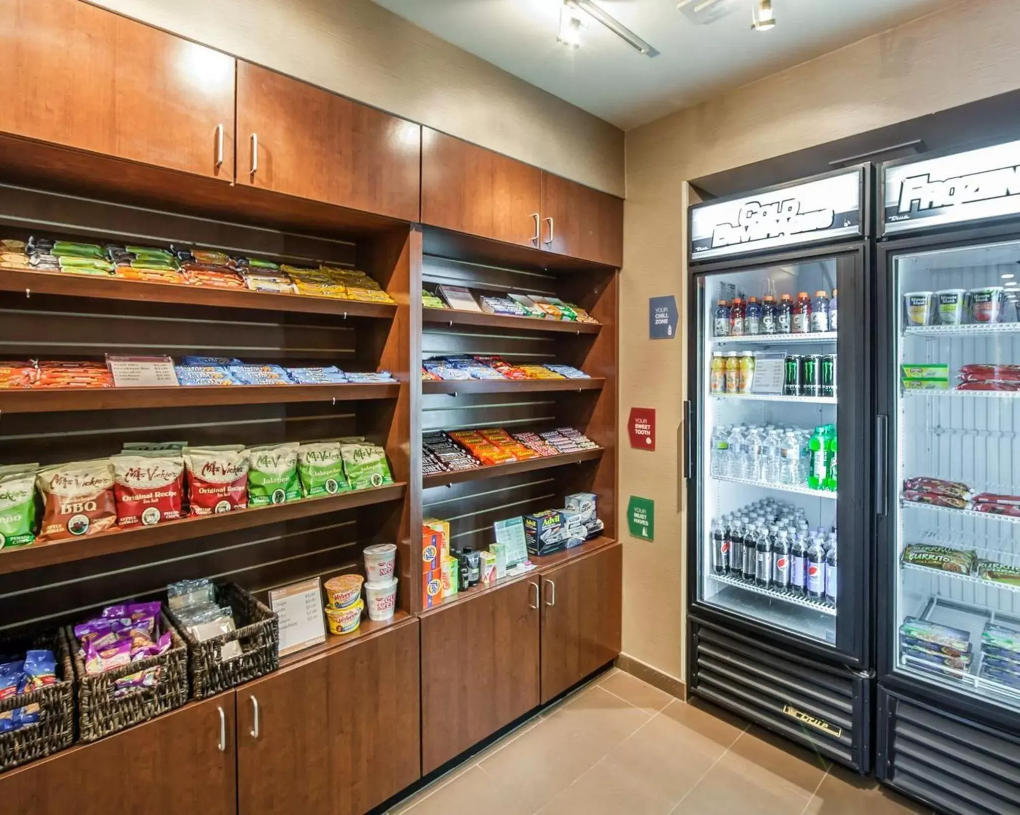 Area and facilities, Supermarket/Shops in Comfort Suites Marietta-Parkersburg