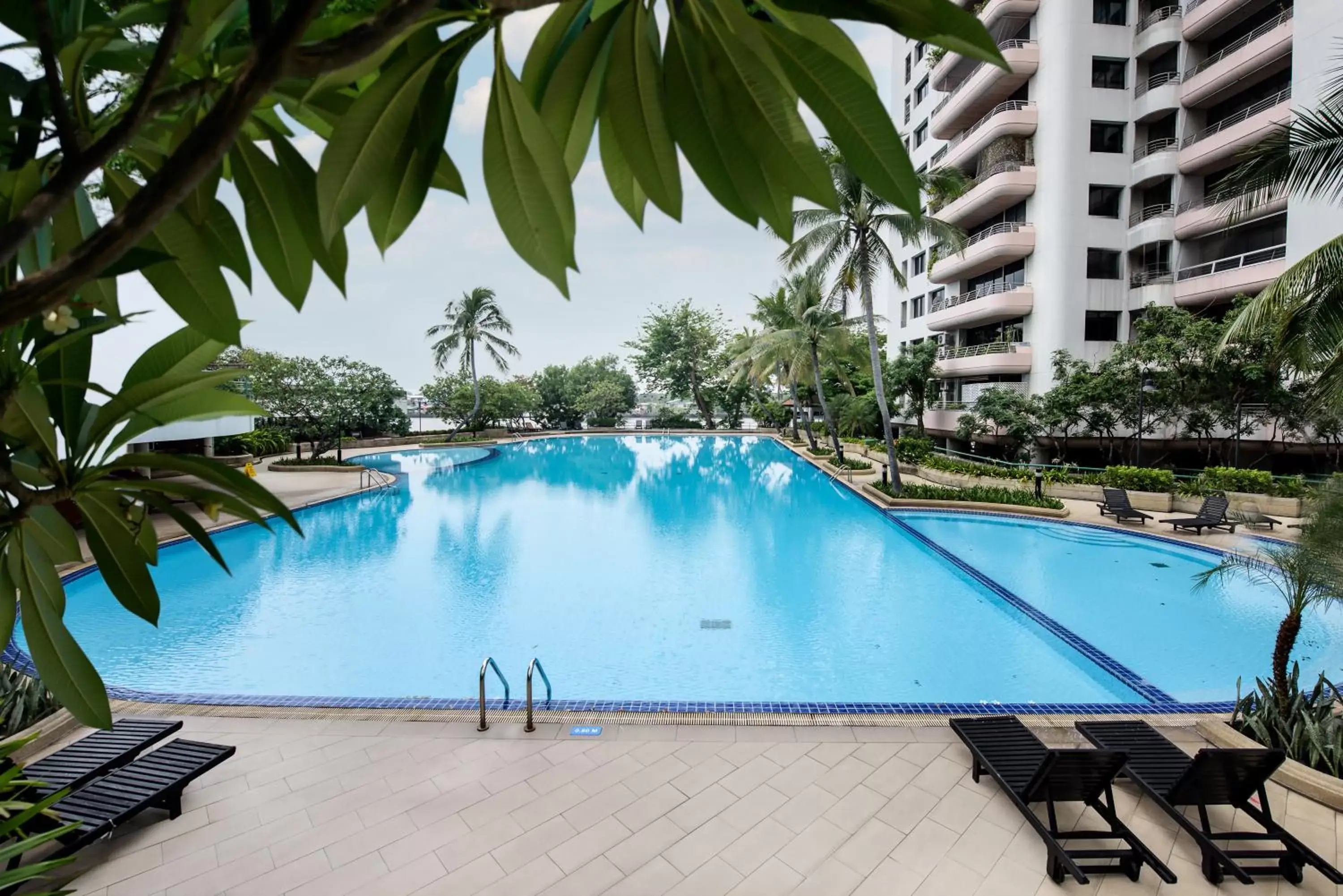 Swimming pool in Riverine Place Hotel and Residence Swimming pool in Riverine Place Hotel and Residence