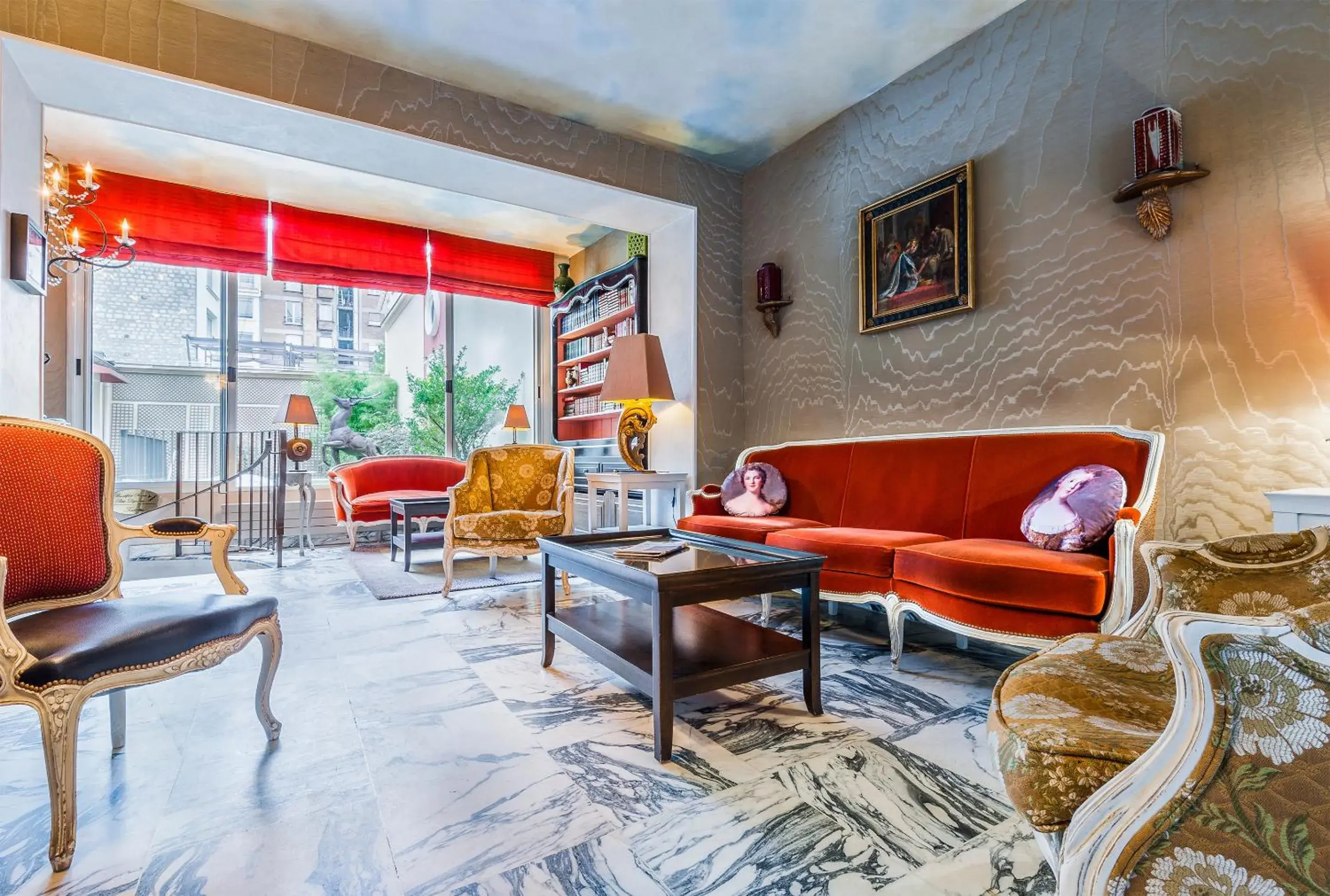 Living room, Seating Area in Best Western Saint Louis - Grand Paris Vincennes