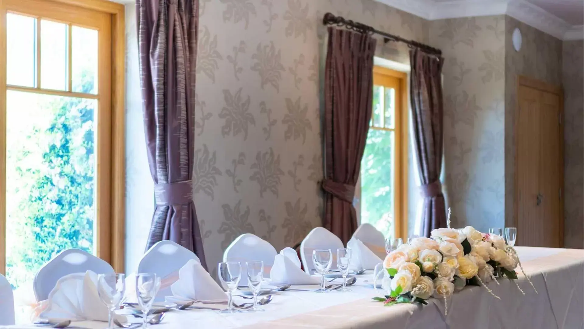 Banquet/Function facilities, Restaurant/Places to Eat in Holt Lodge Hotel