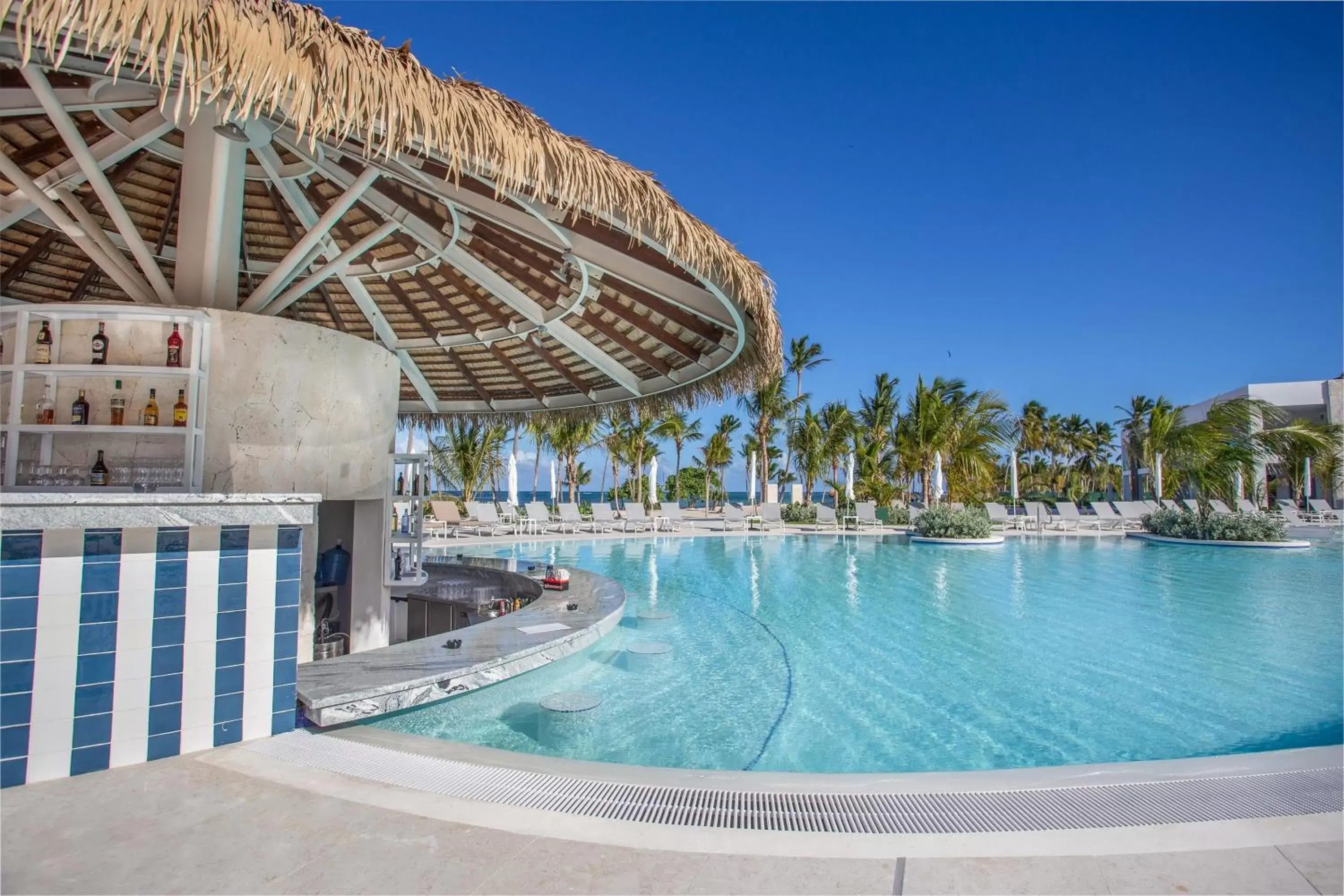 Lounge or bar, Swimming Pool in Serenade Punta Cana Beach & Spa Resort