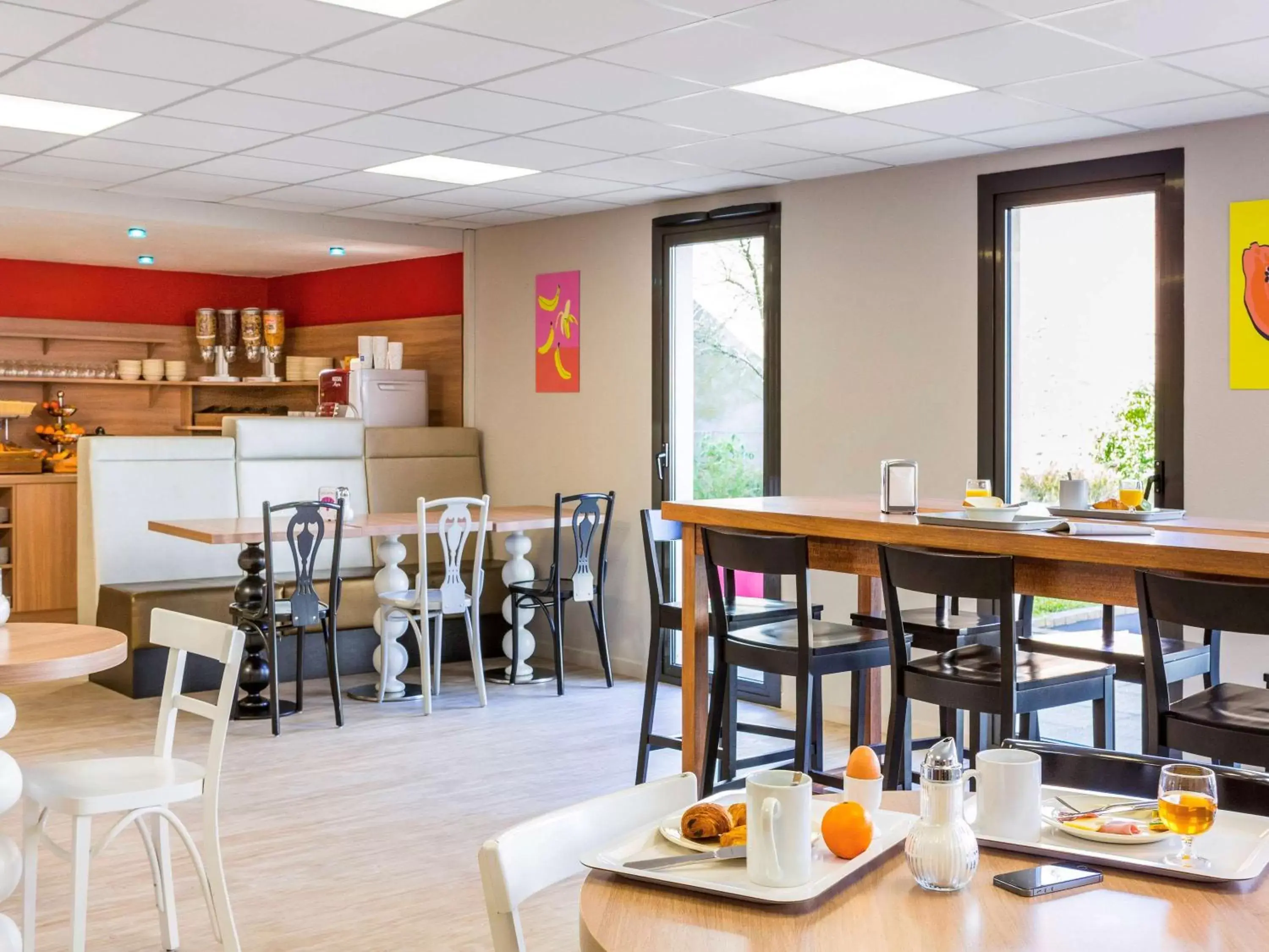 Property building, Restaurant/Places to Eat in Aparthotel Adagio Access Rennes Centre