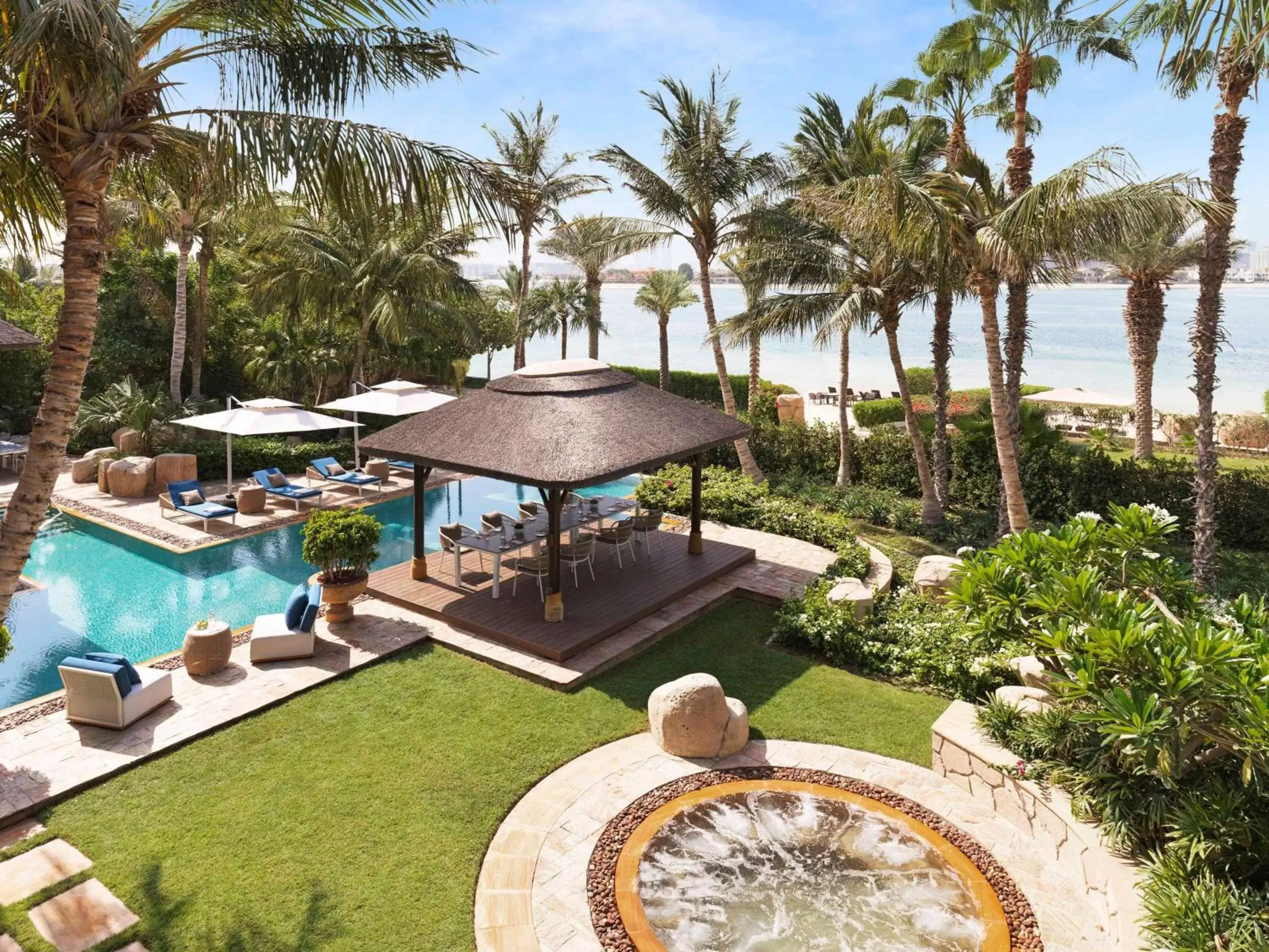 Bedroom, Pool View in Sofitel Dubai The Palm Resort & Spa