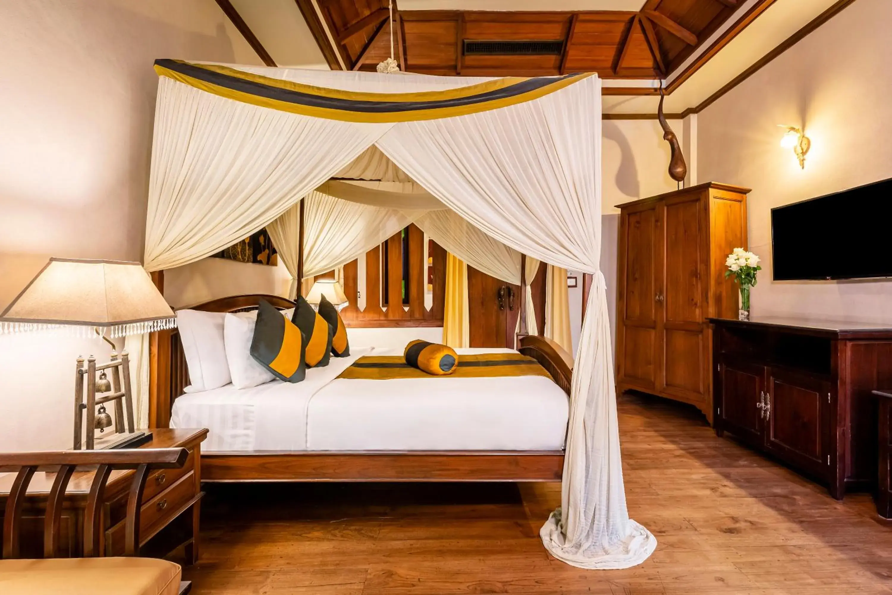 Bed in Amata Lanna Chiang Mai, One Member of the Secret Retreats