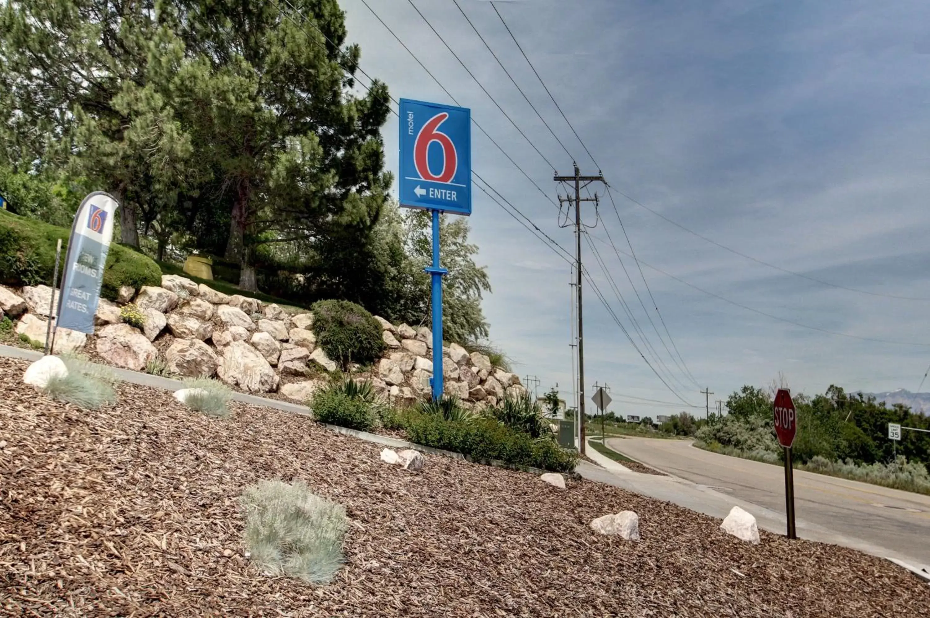 Property logo or sign in Motel 6-Ogden, UT - Riverdale