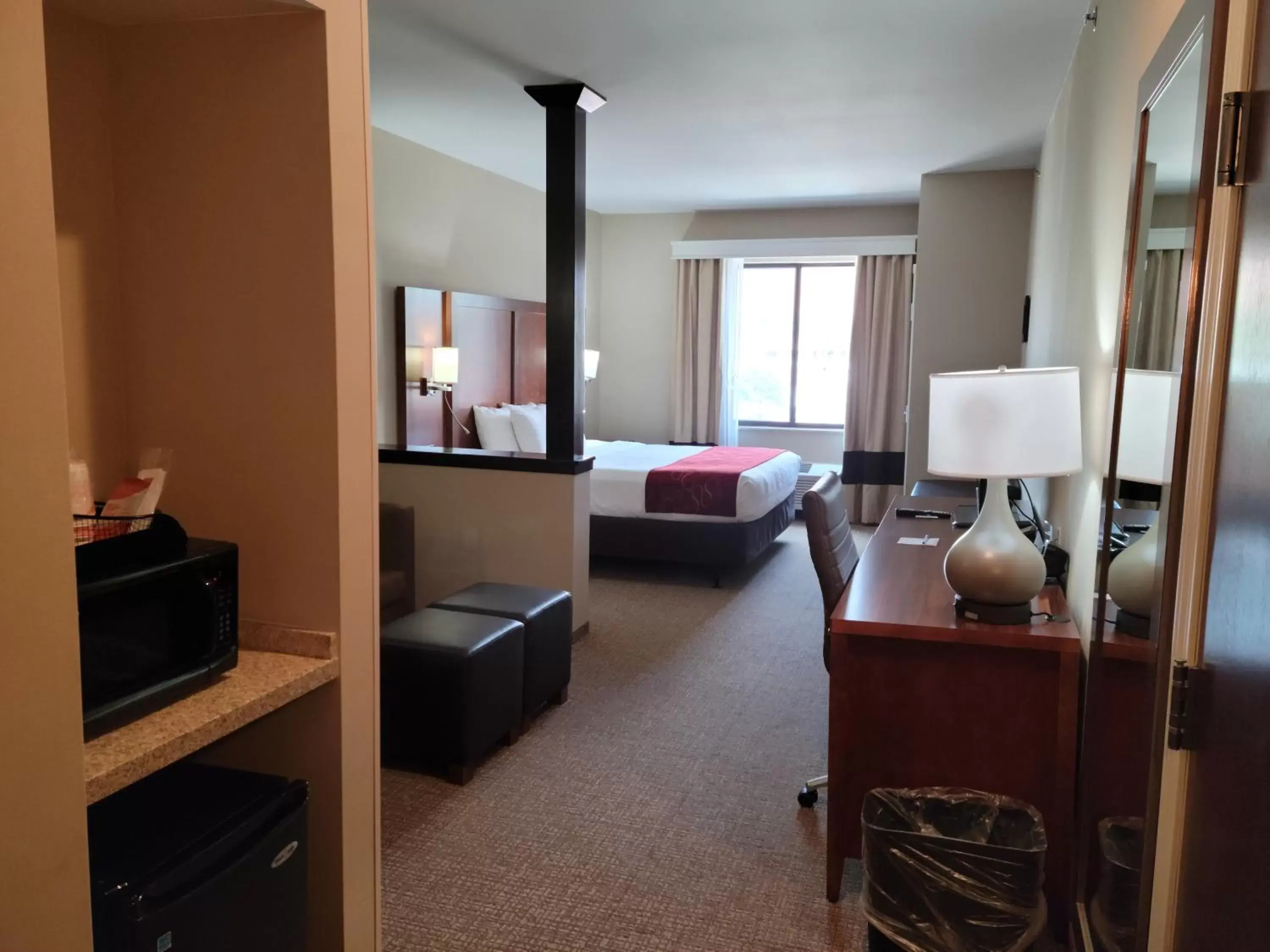 Seating area, TV/Entertainment Center in Comfort Suites Kanab National Park Area